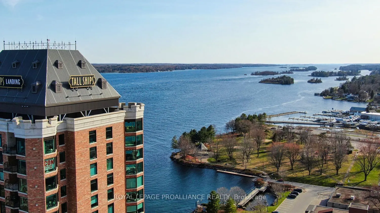 15 St Andrew Street E #1004