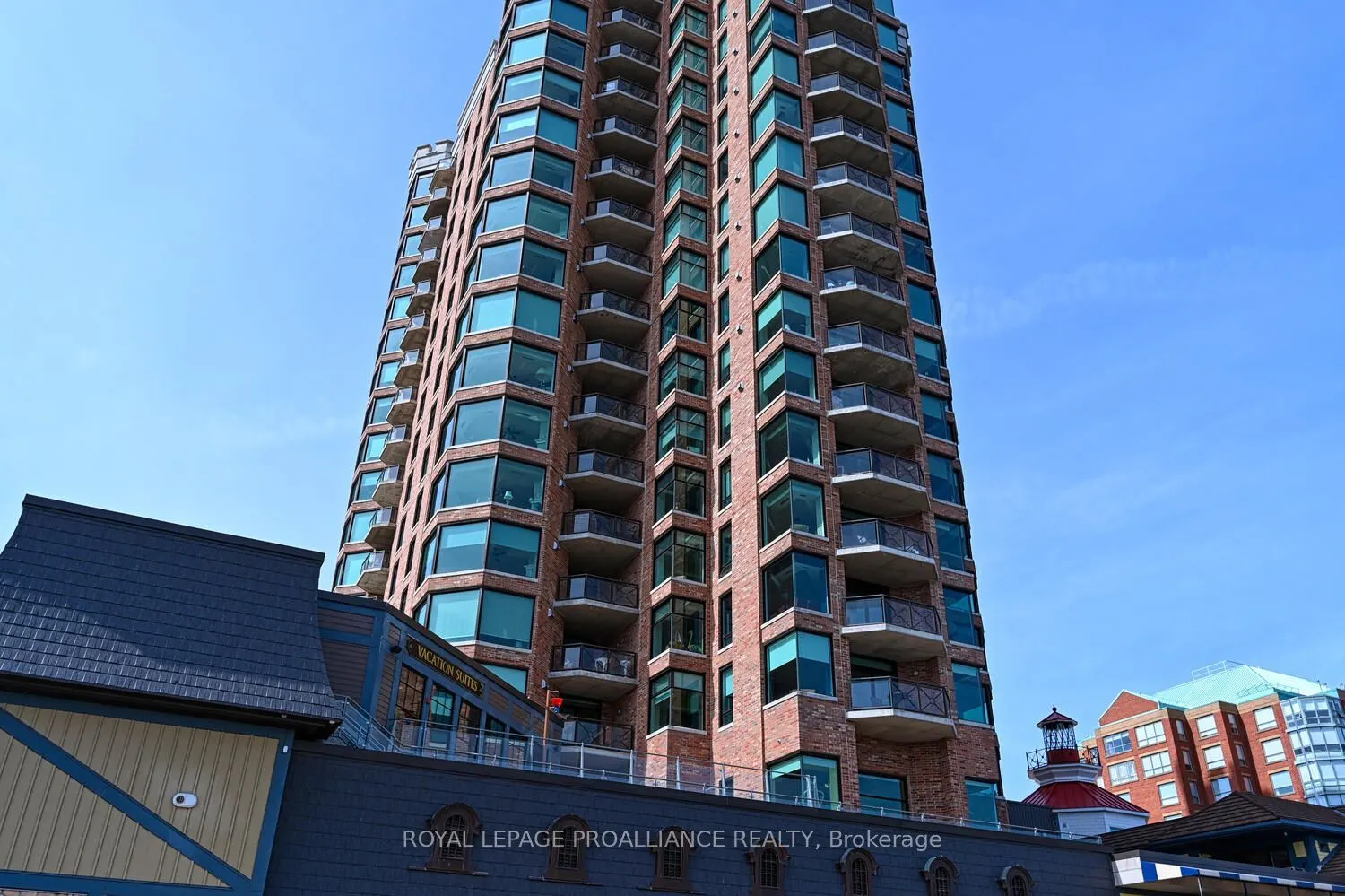 15 St Andrew Street E #1004