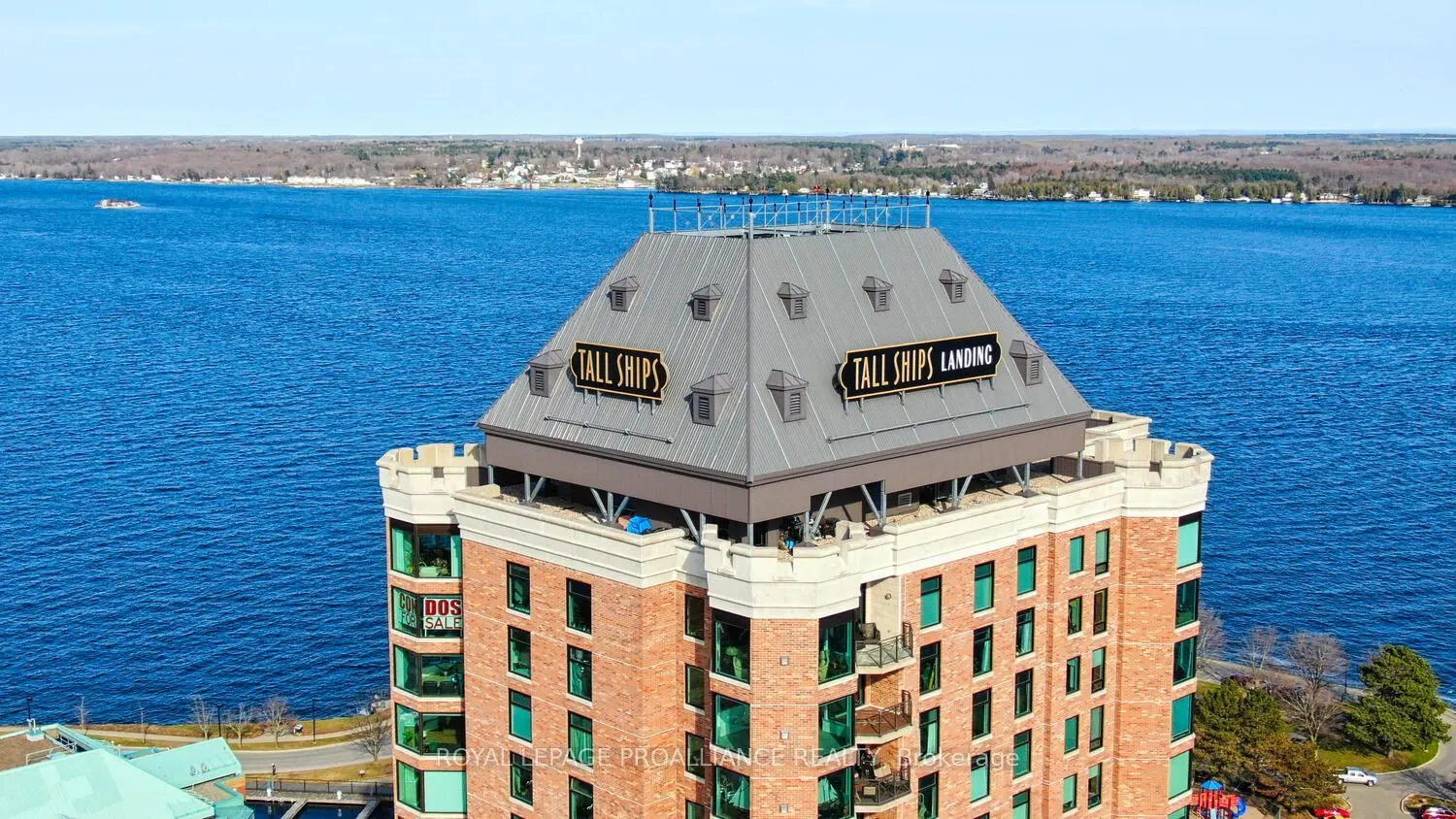 15 St Andrew Street E #1004