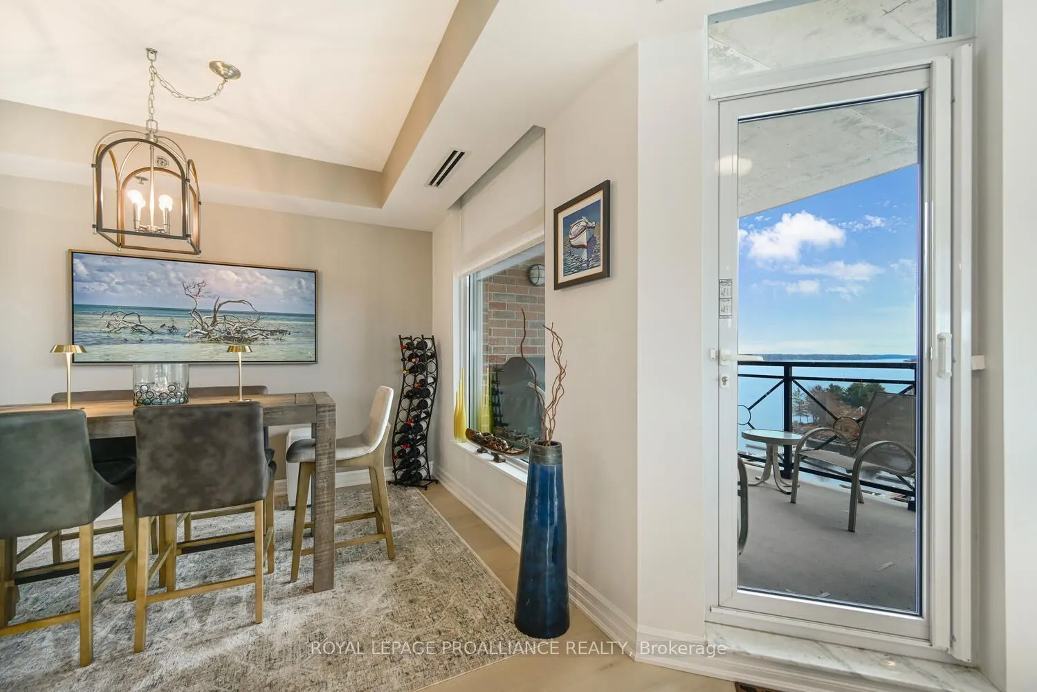 15 St Andrew Street E #1004