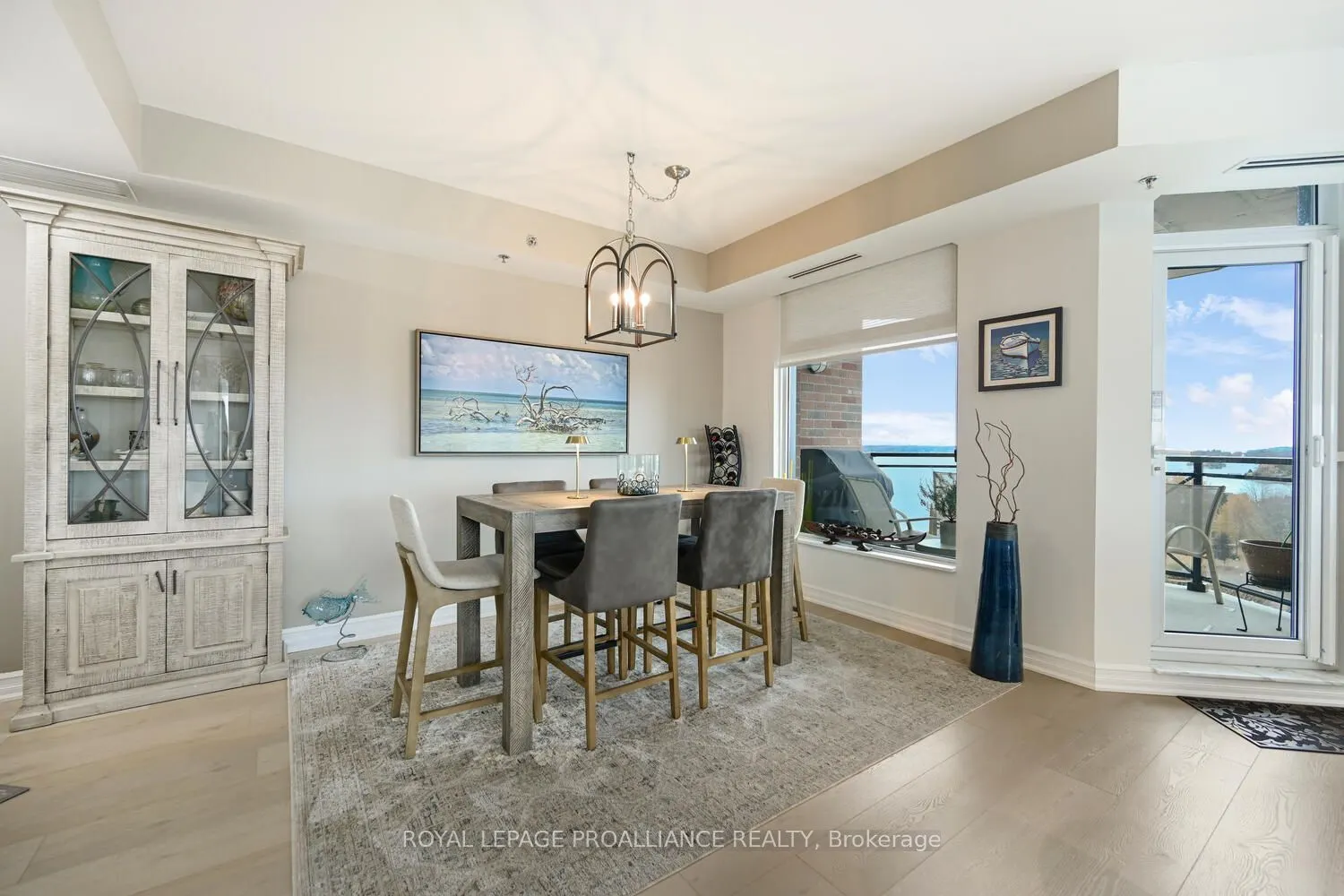 15 St Andrew Street E #1004