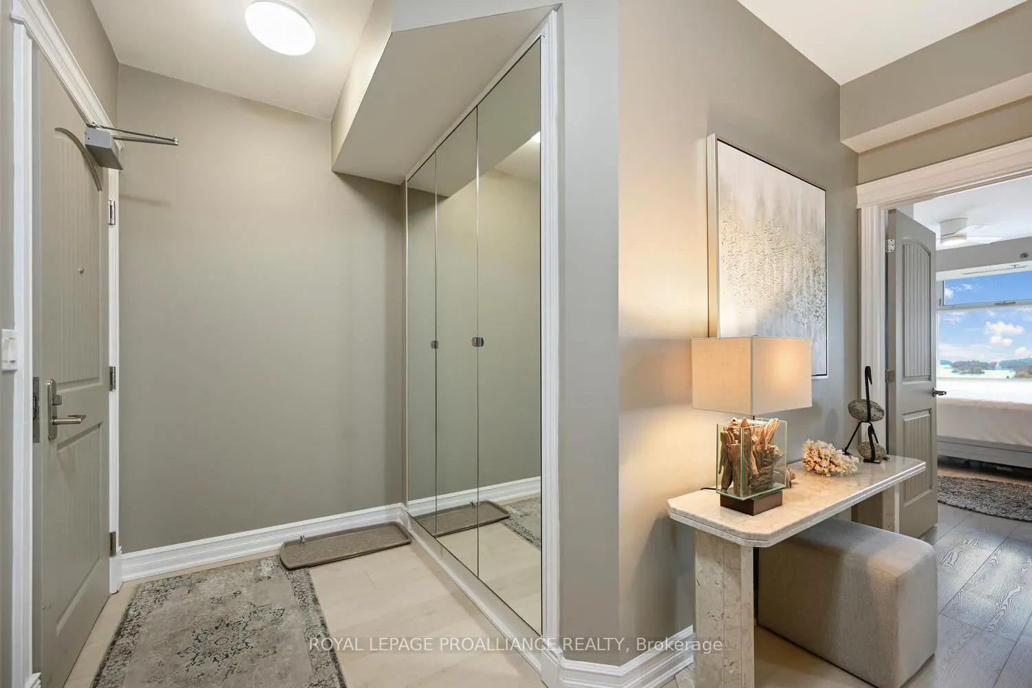 15 St Andrew Street E #1004