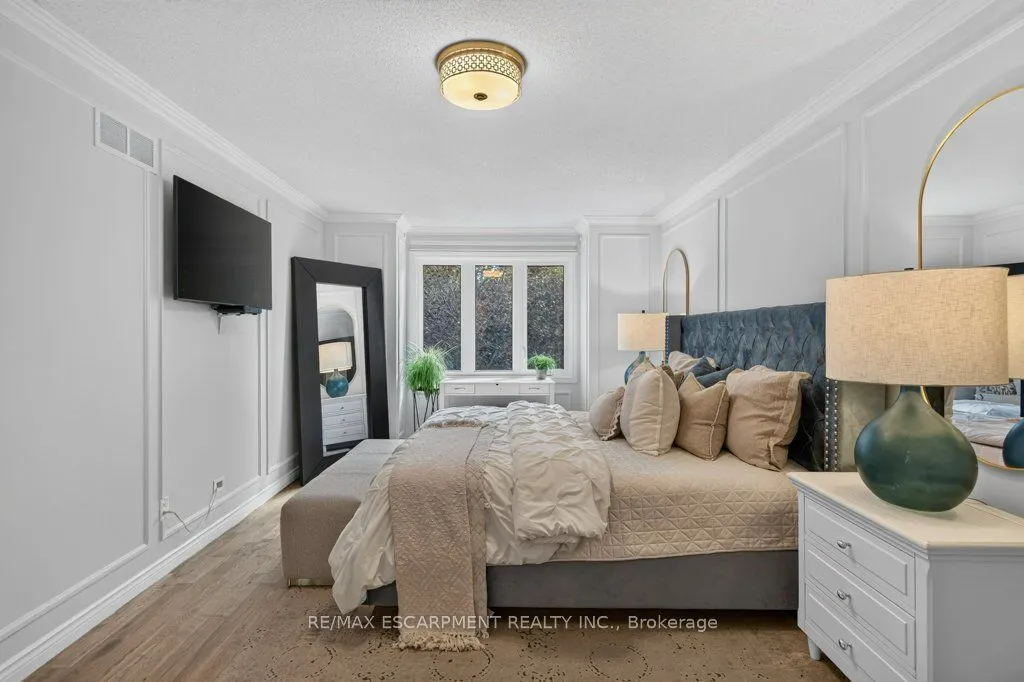447 GOLF LINKS Road