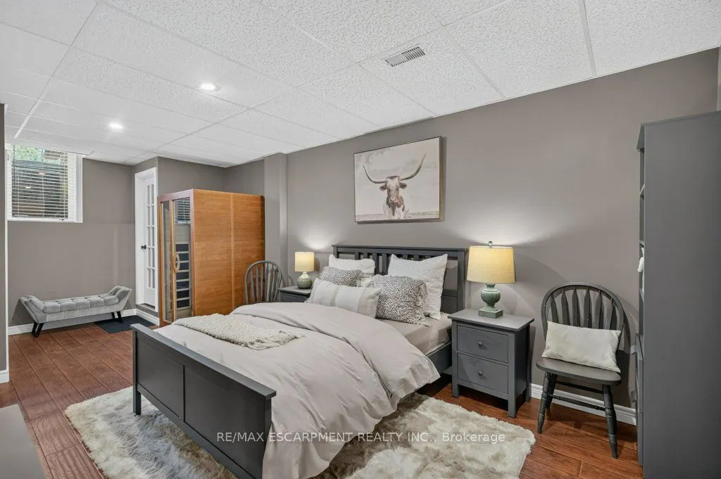 447 GOLF LINKS Road