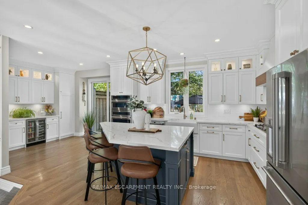 447 GOLF LINKS Road