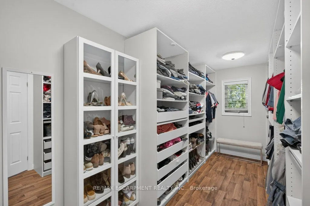 447 GOLF LINKS Road