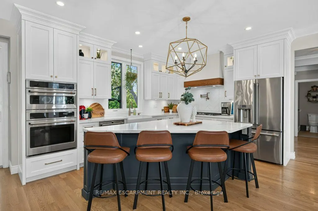 447 GOLF LINKS Road