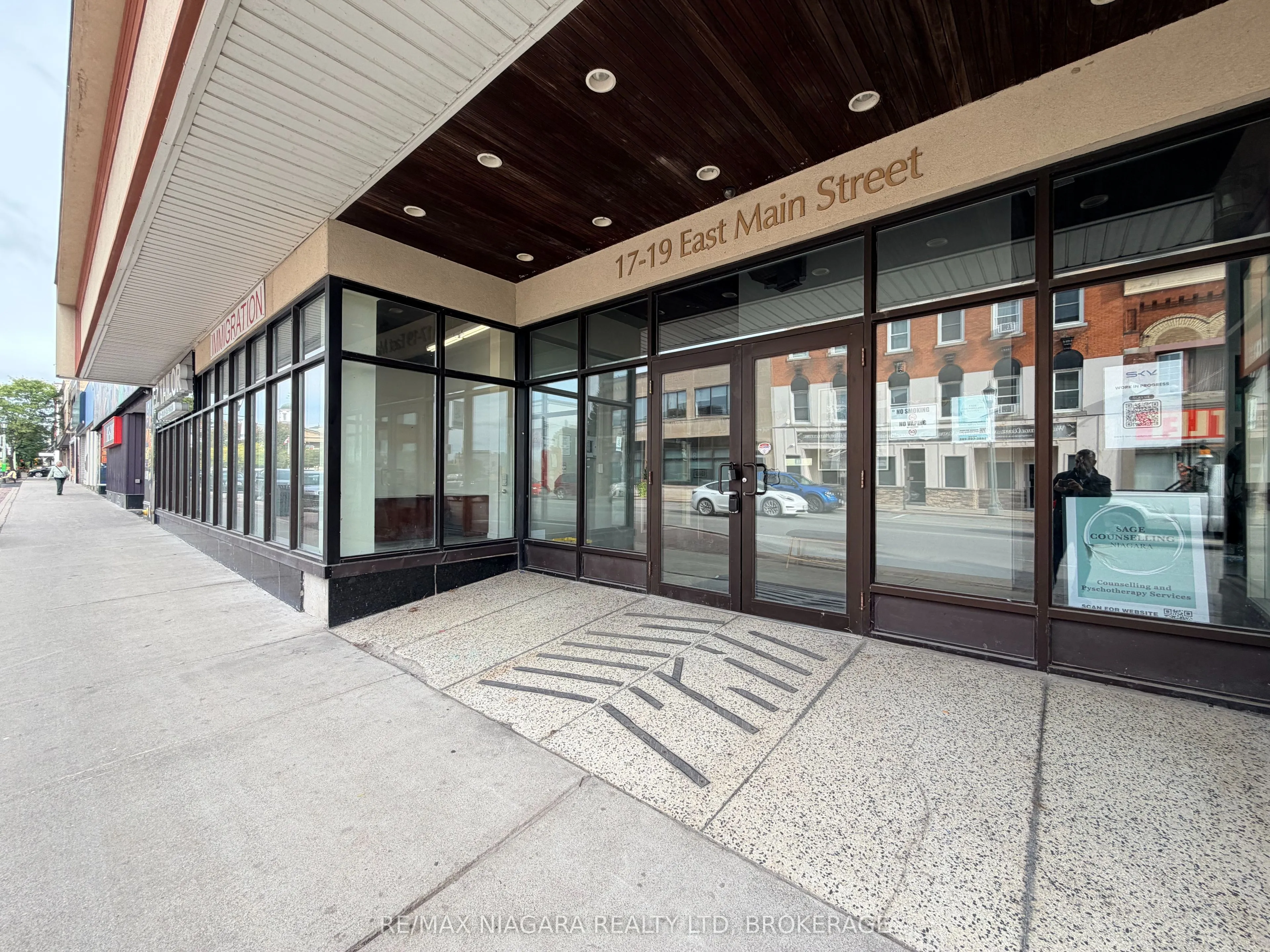 19 East Main Street #08B