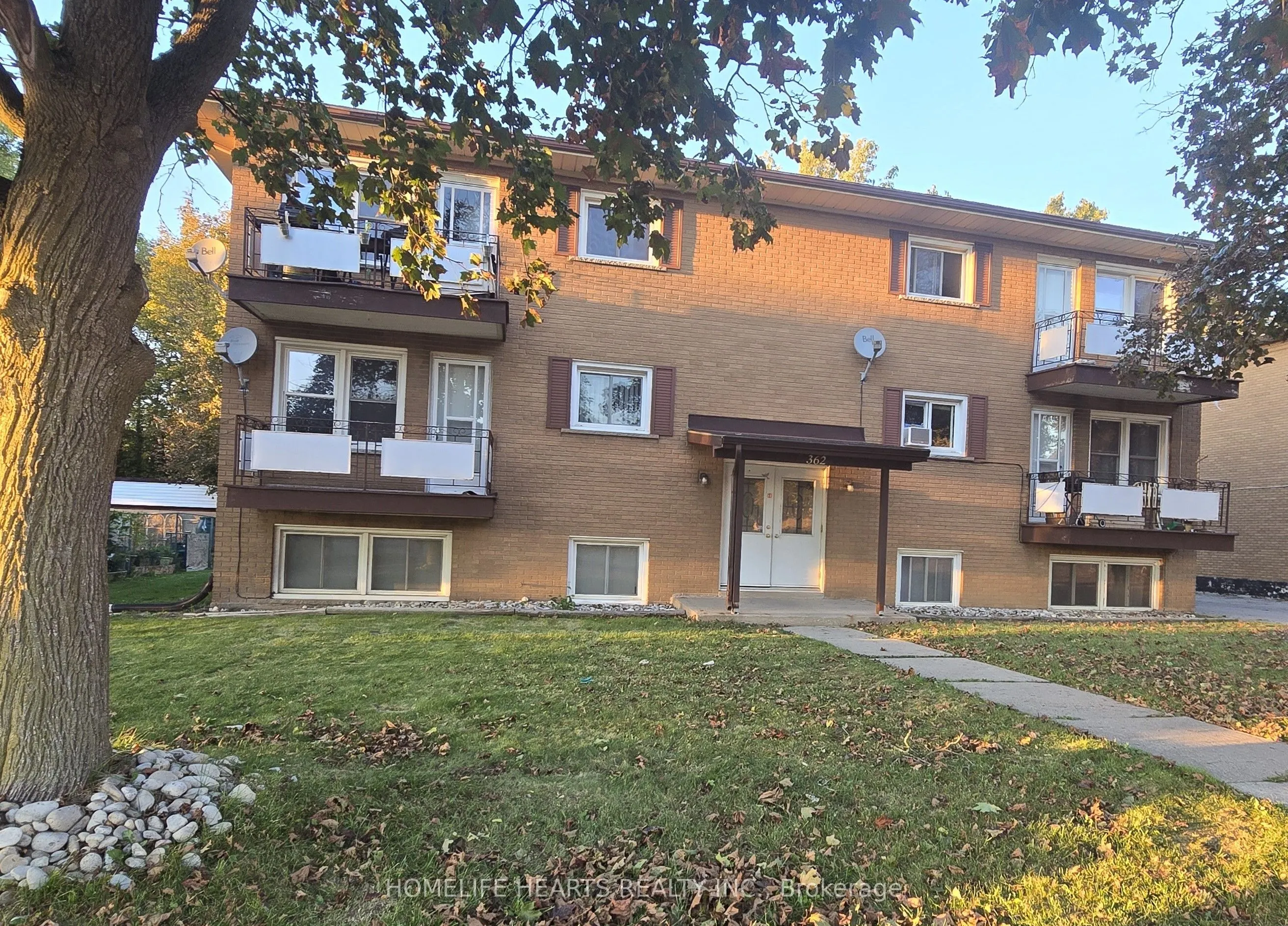 362 Grey Street #3