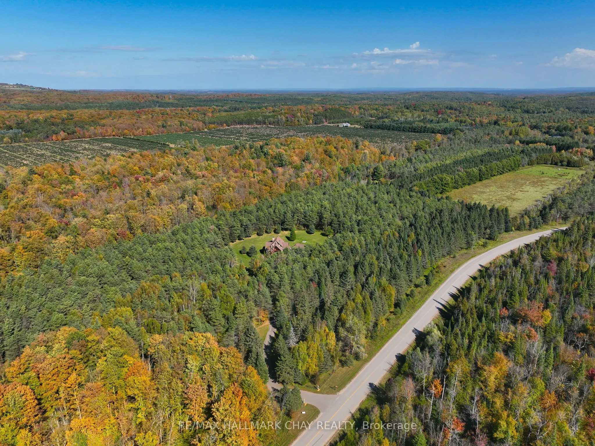 667467 20th Sideroad