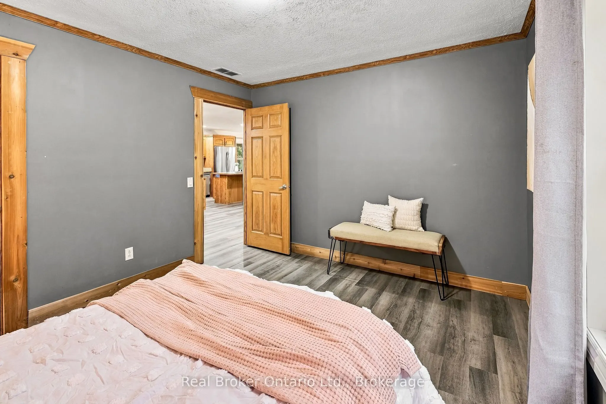 502 Pontypool Road