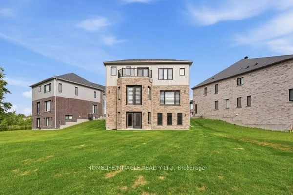 147 AMBROUS Crescent