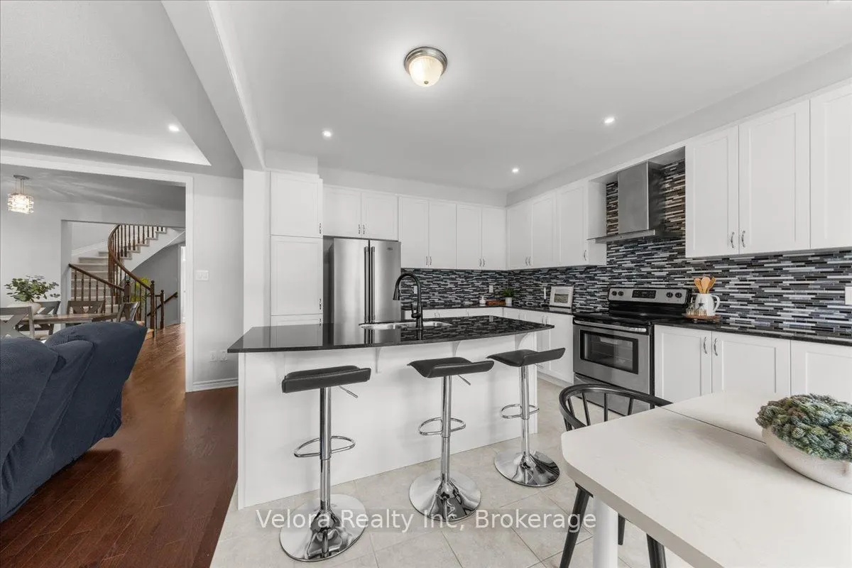 762 Rosehill Avenue