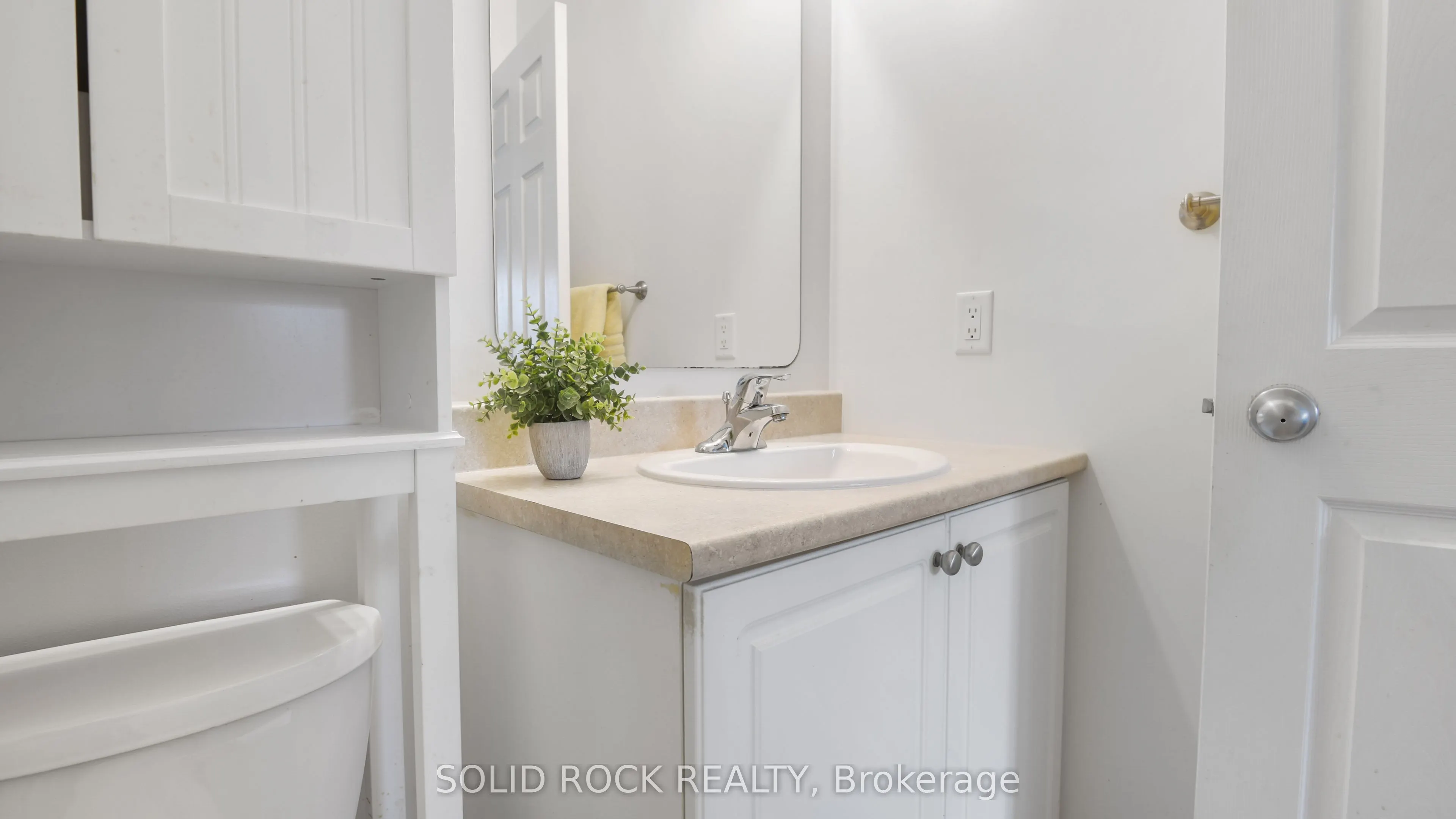 16 Moe Robillard Street