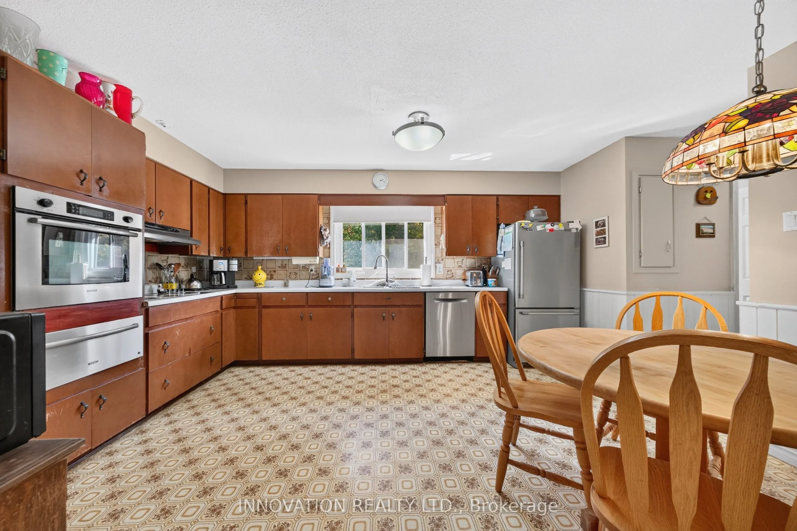 758 SOUTH GOWER Drive