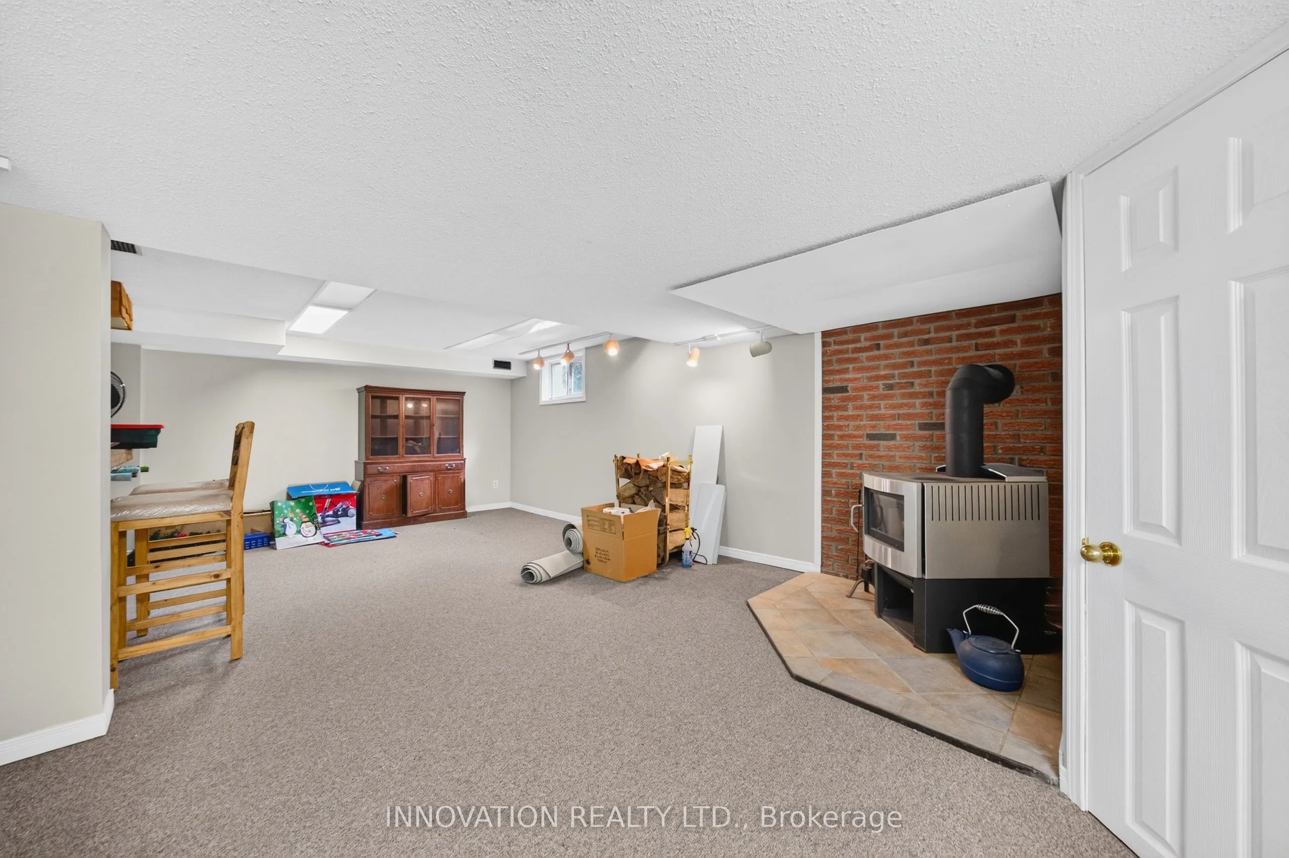 758 SOUTH GOWER Drive