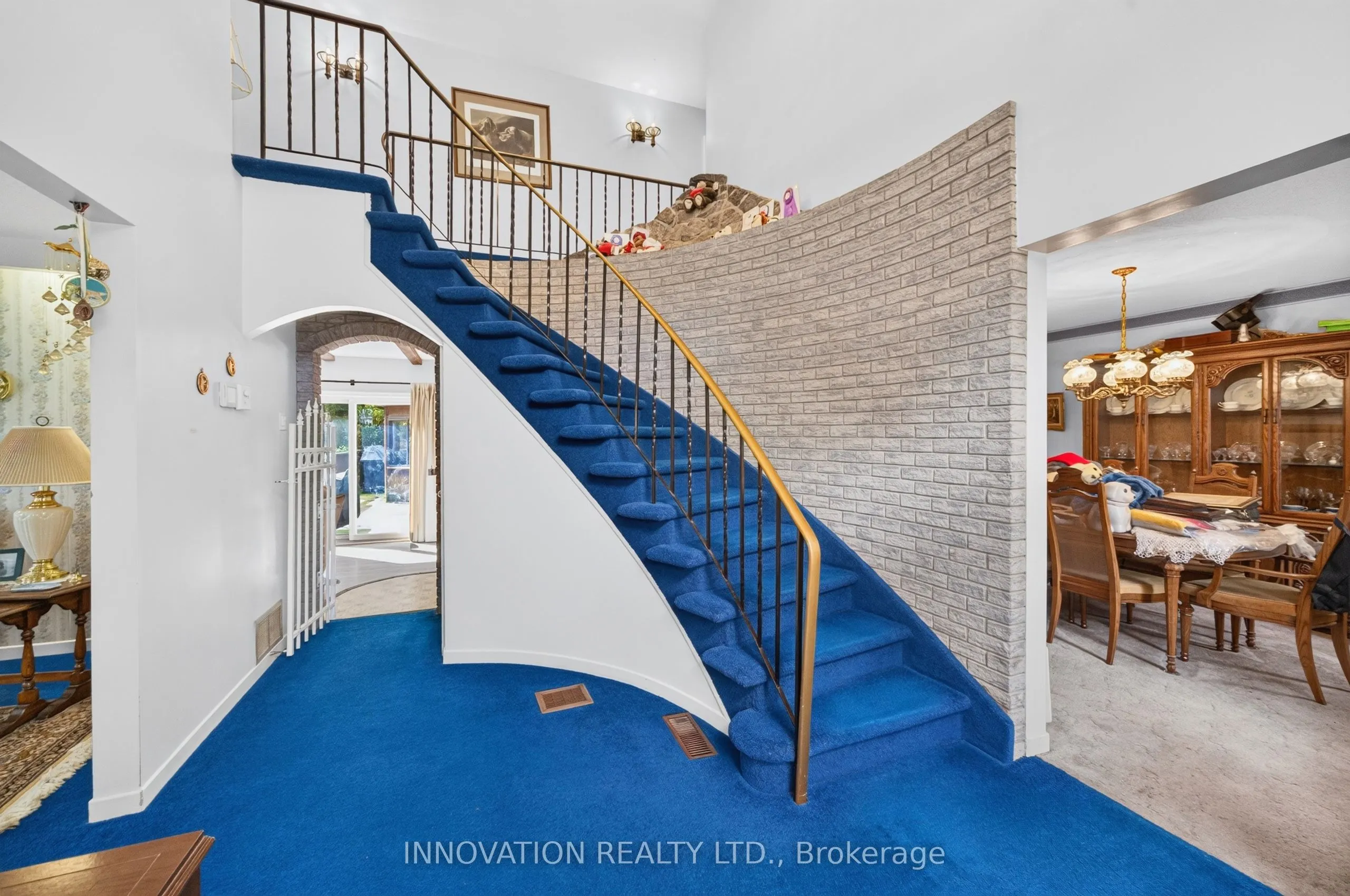 758 SOUTH GOWER Drive