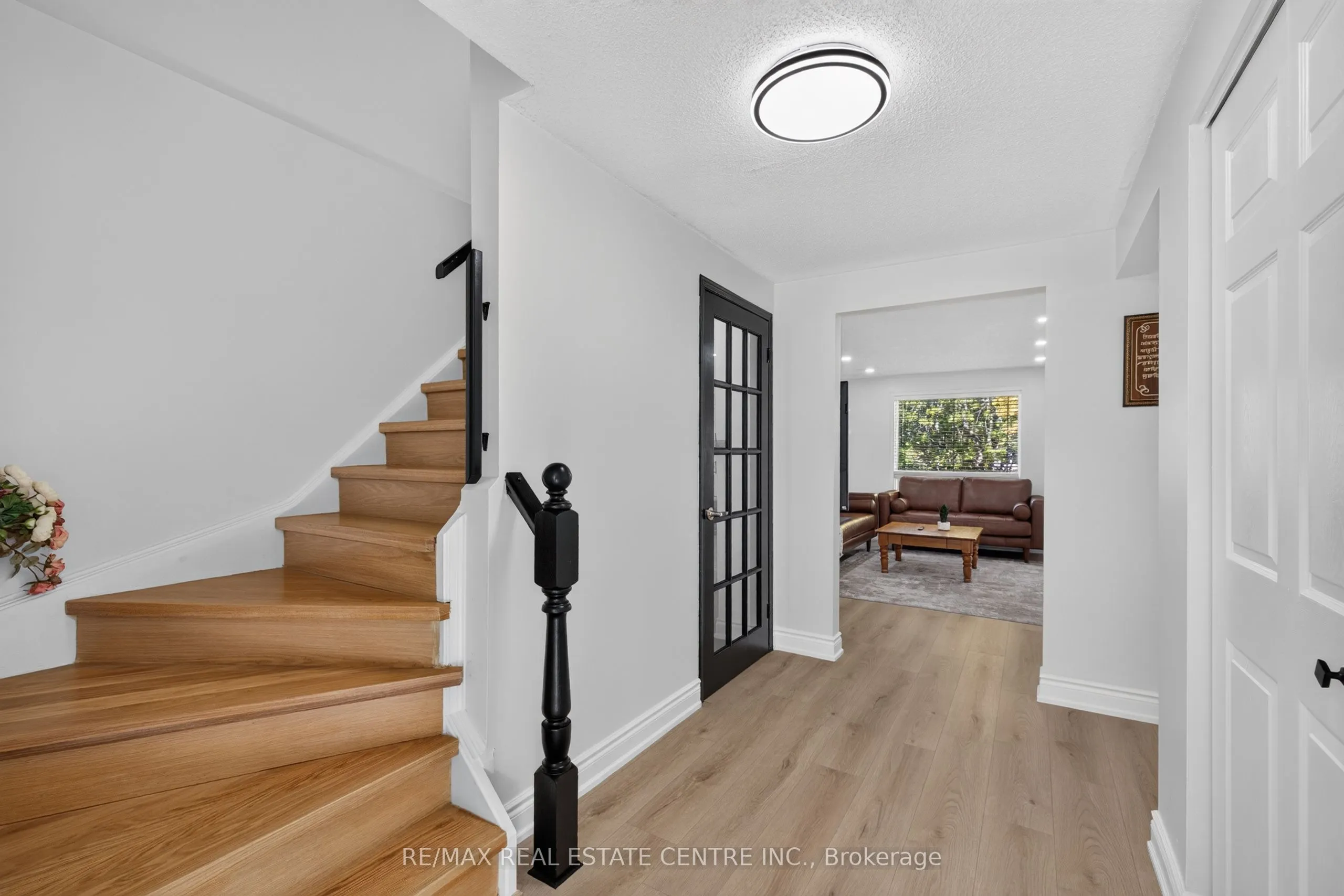 122 Moss Place