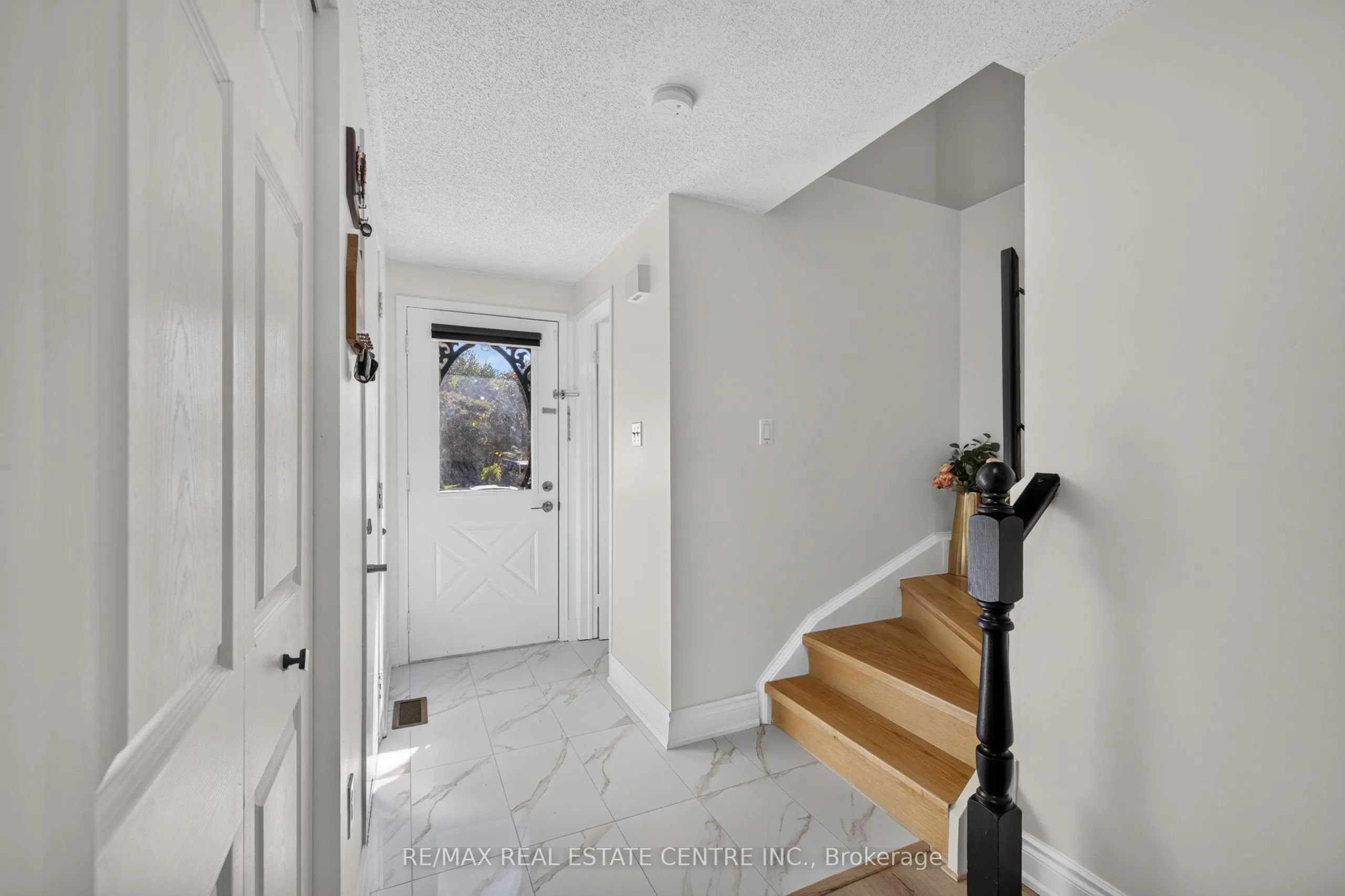 122 Moss Place