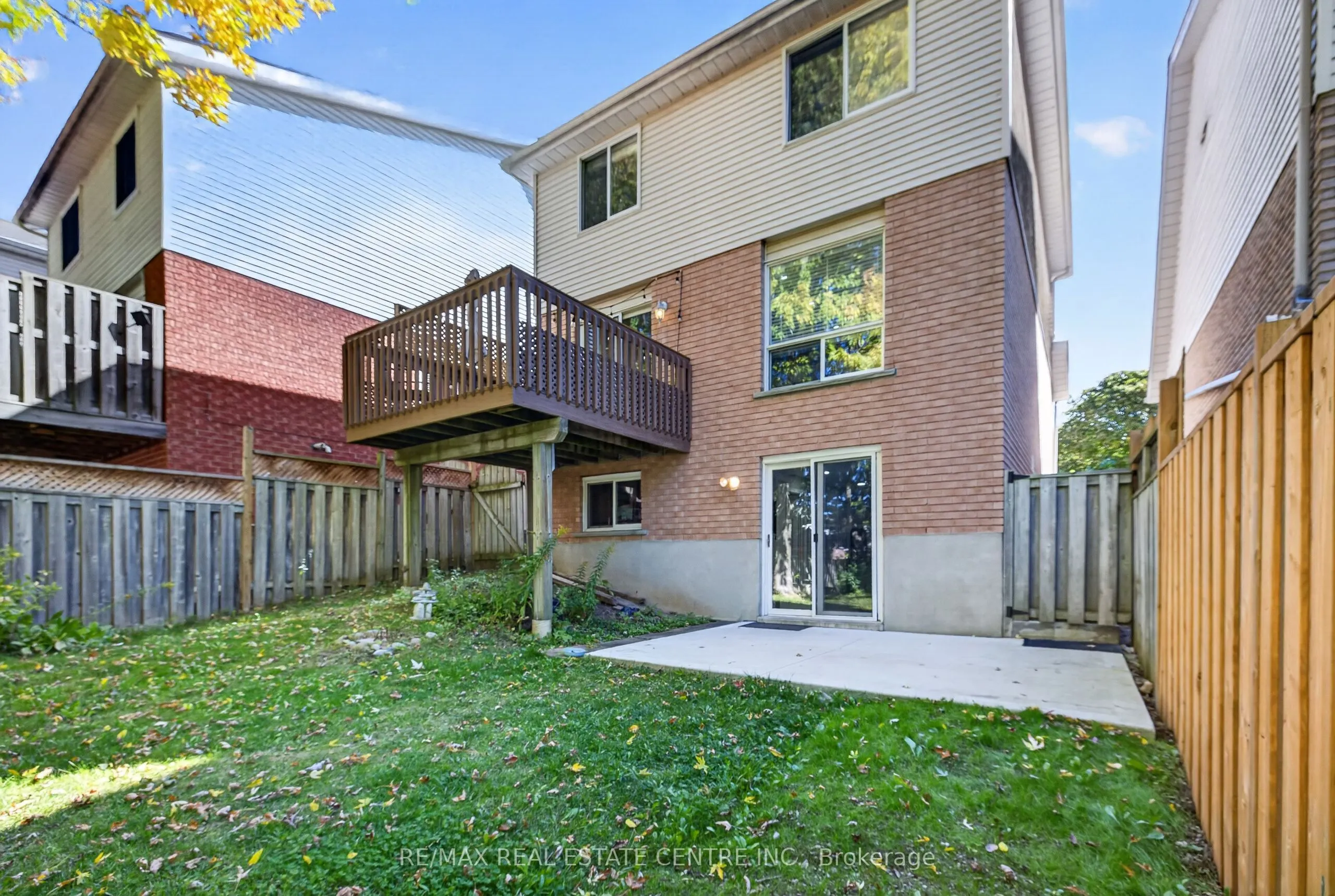 122 Moss Place