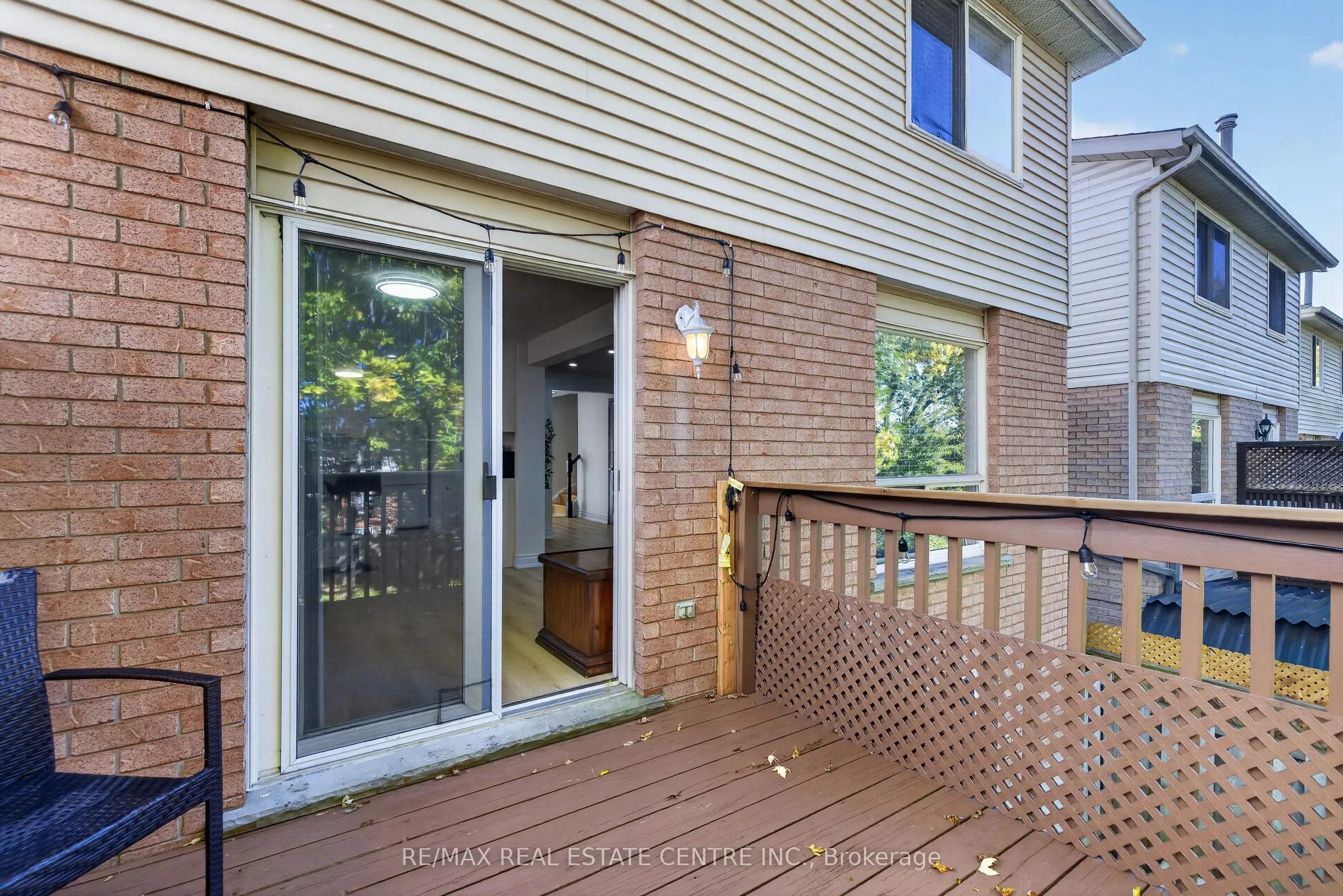 122 Moss Place