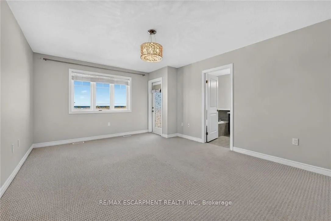 8 Lakelawn Road #22