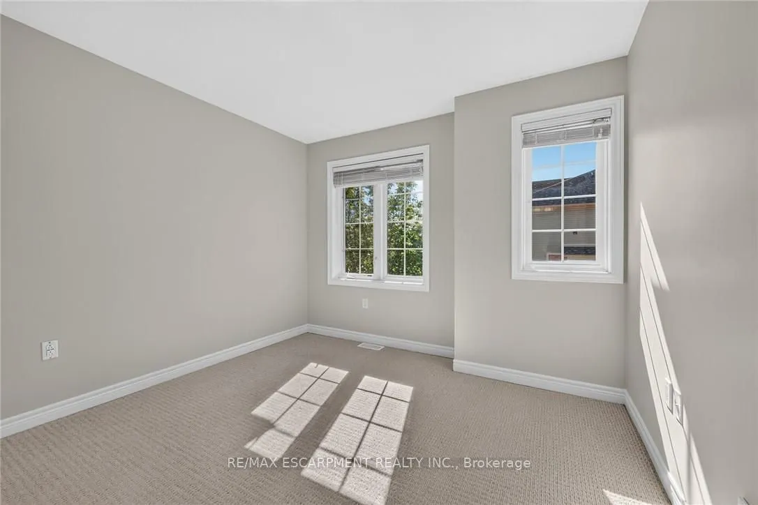 8 Lakelawn Road #22