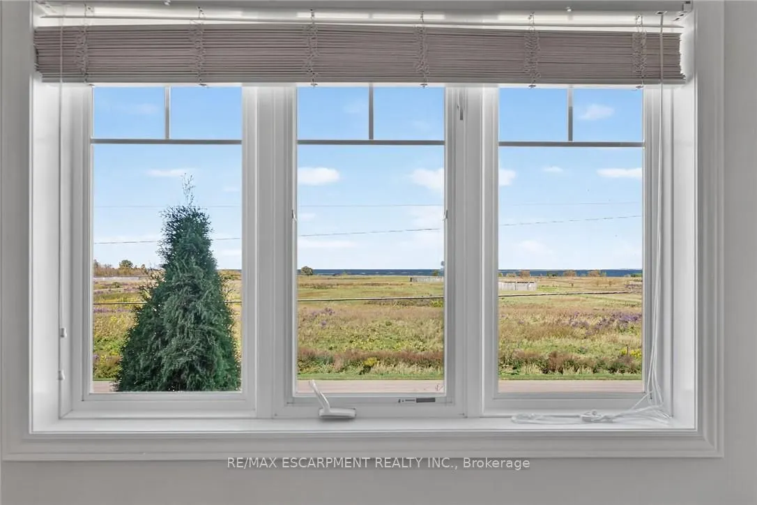 8 Lakelawn Road #22