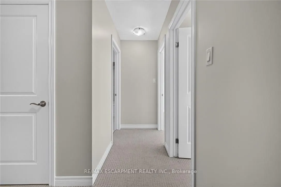 8 Lakelawn Road #22