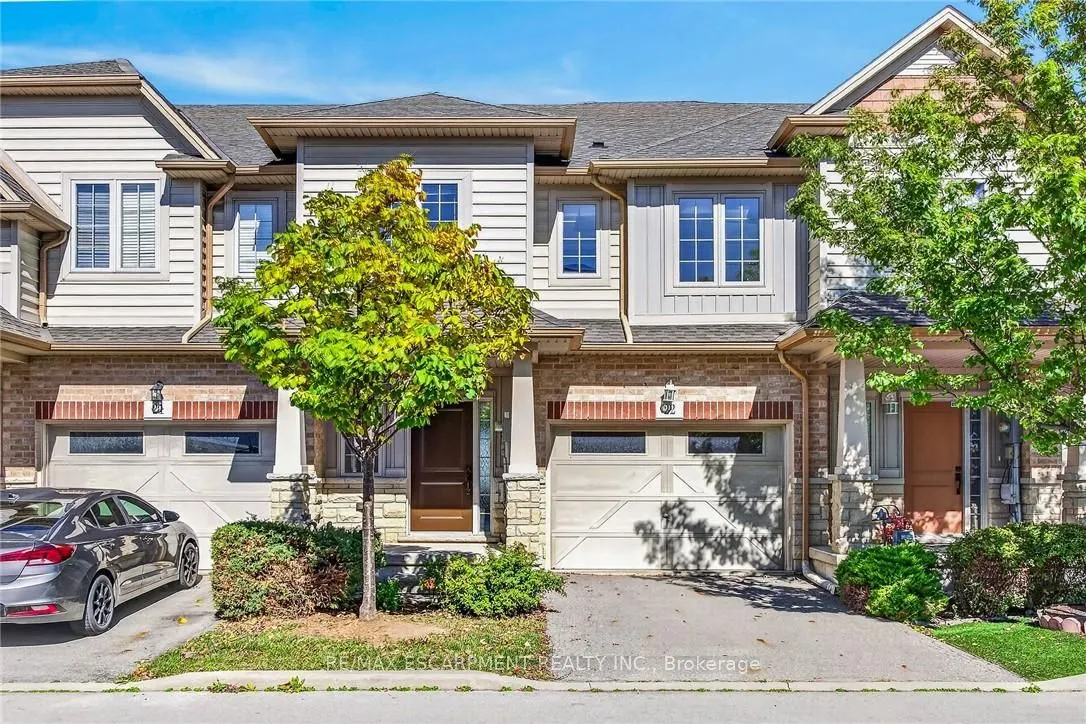 8 Lakelawn Road #22