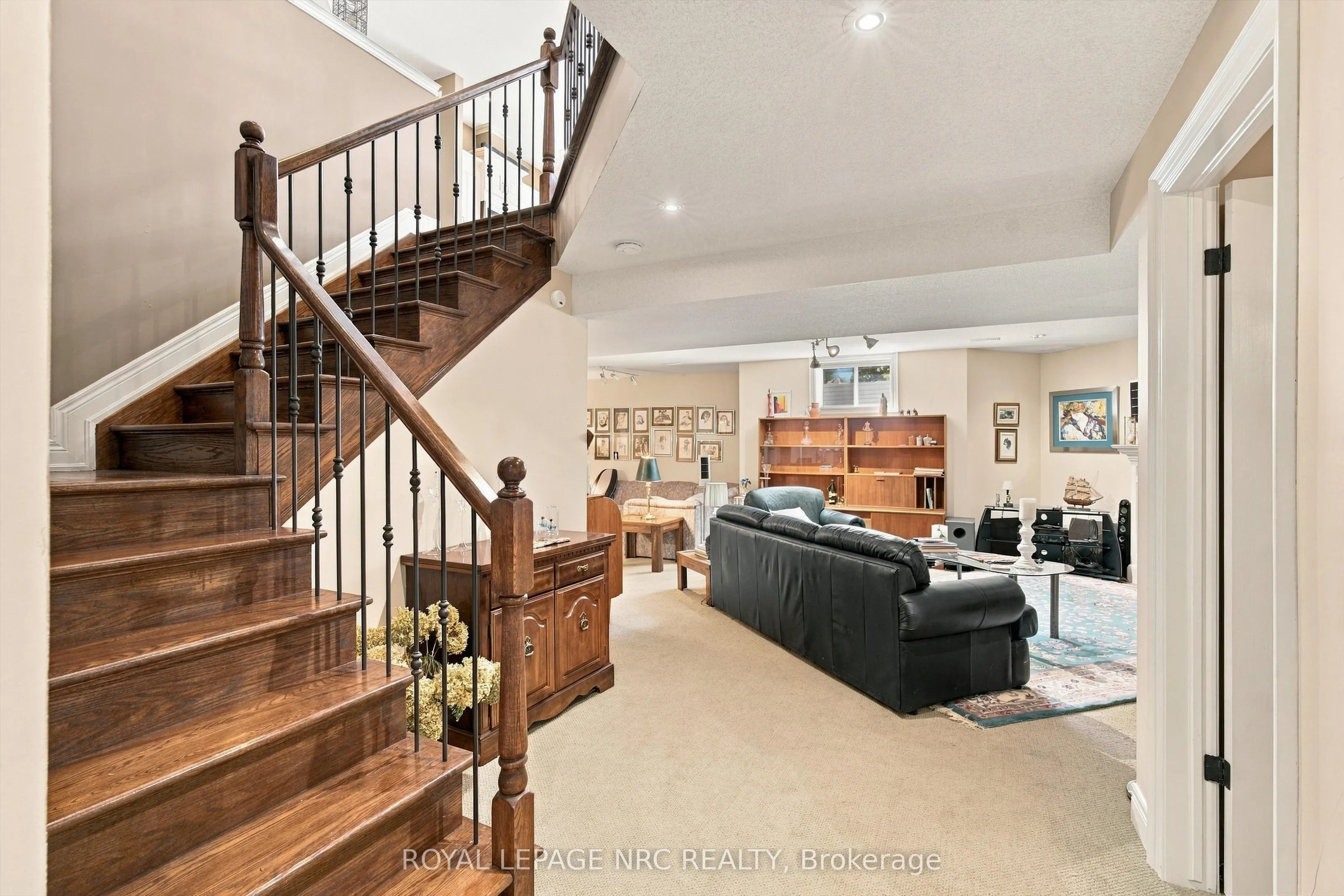 3232 Montrose Road #8