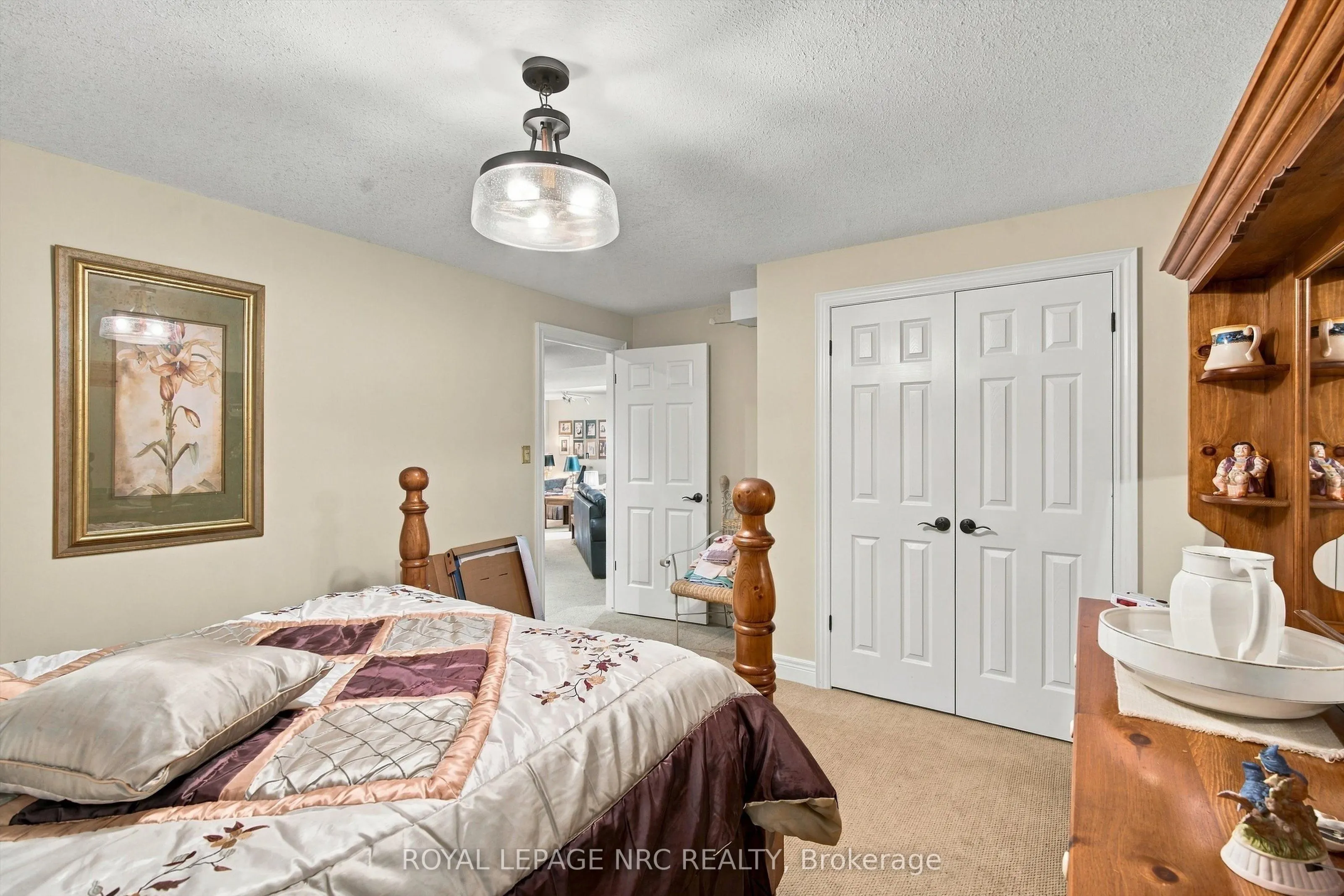3232 Montrose Road #8