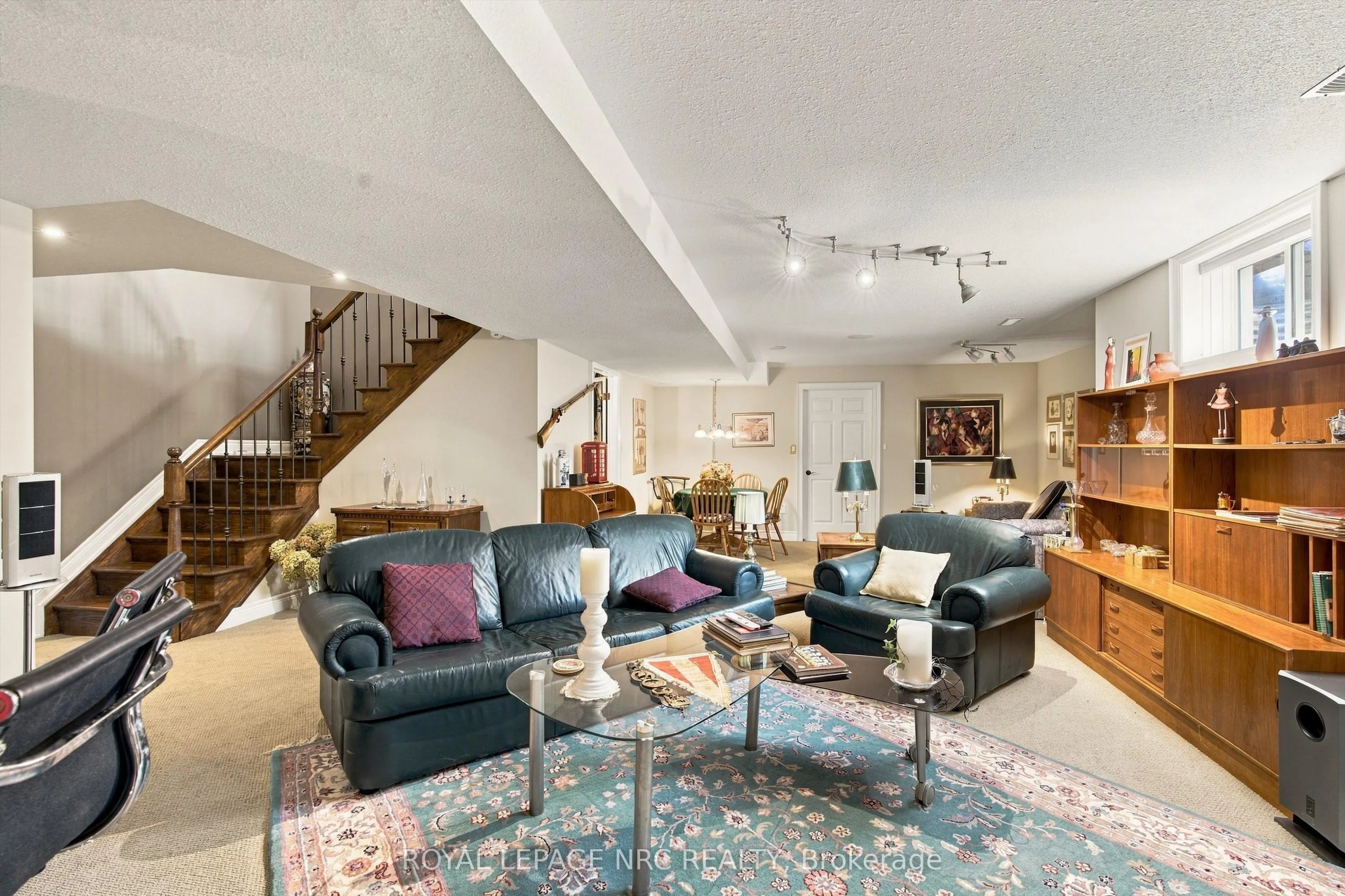 3232 Montrose Road #8
