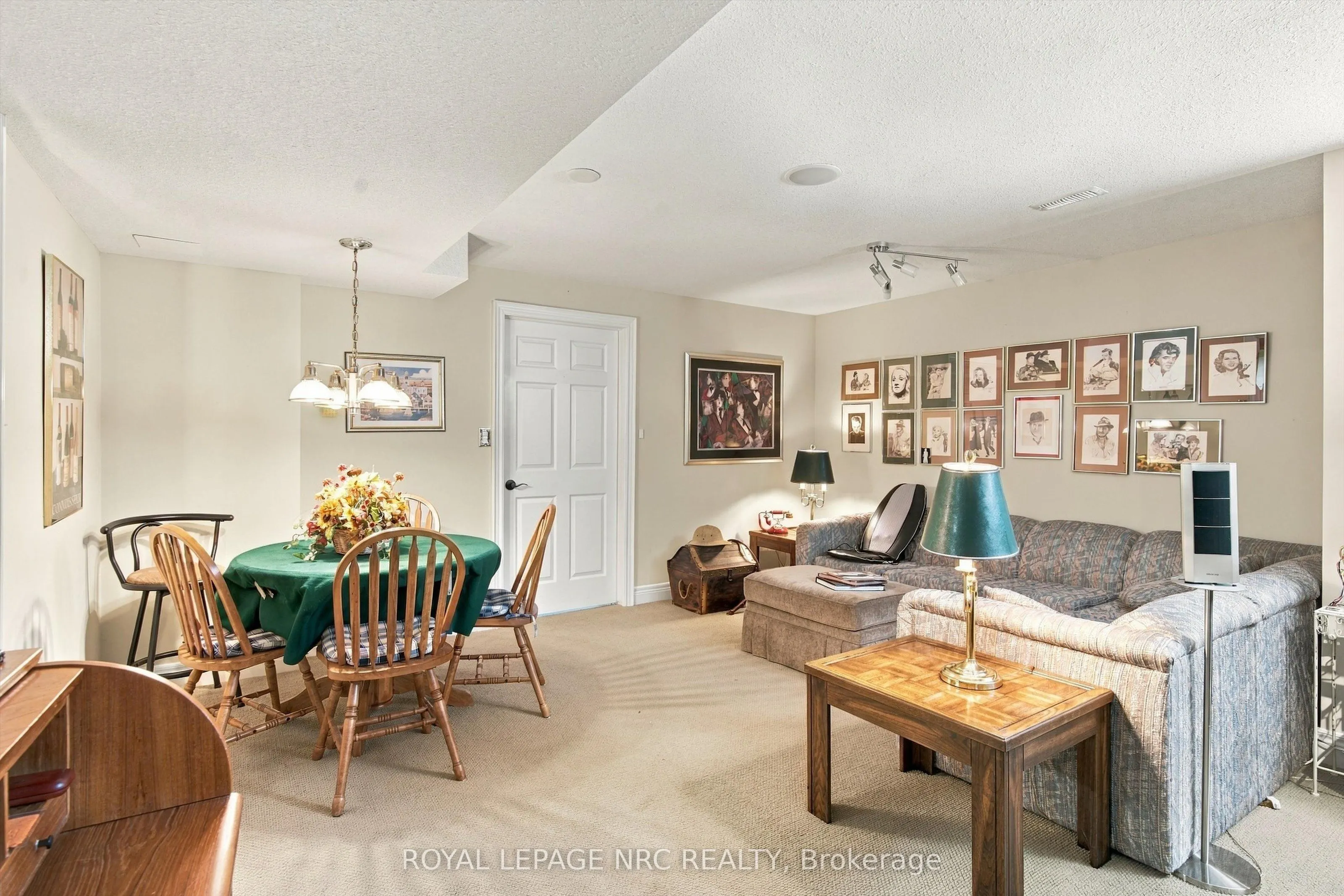 3232 Montrose Road #8