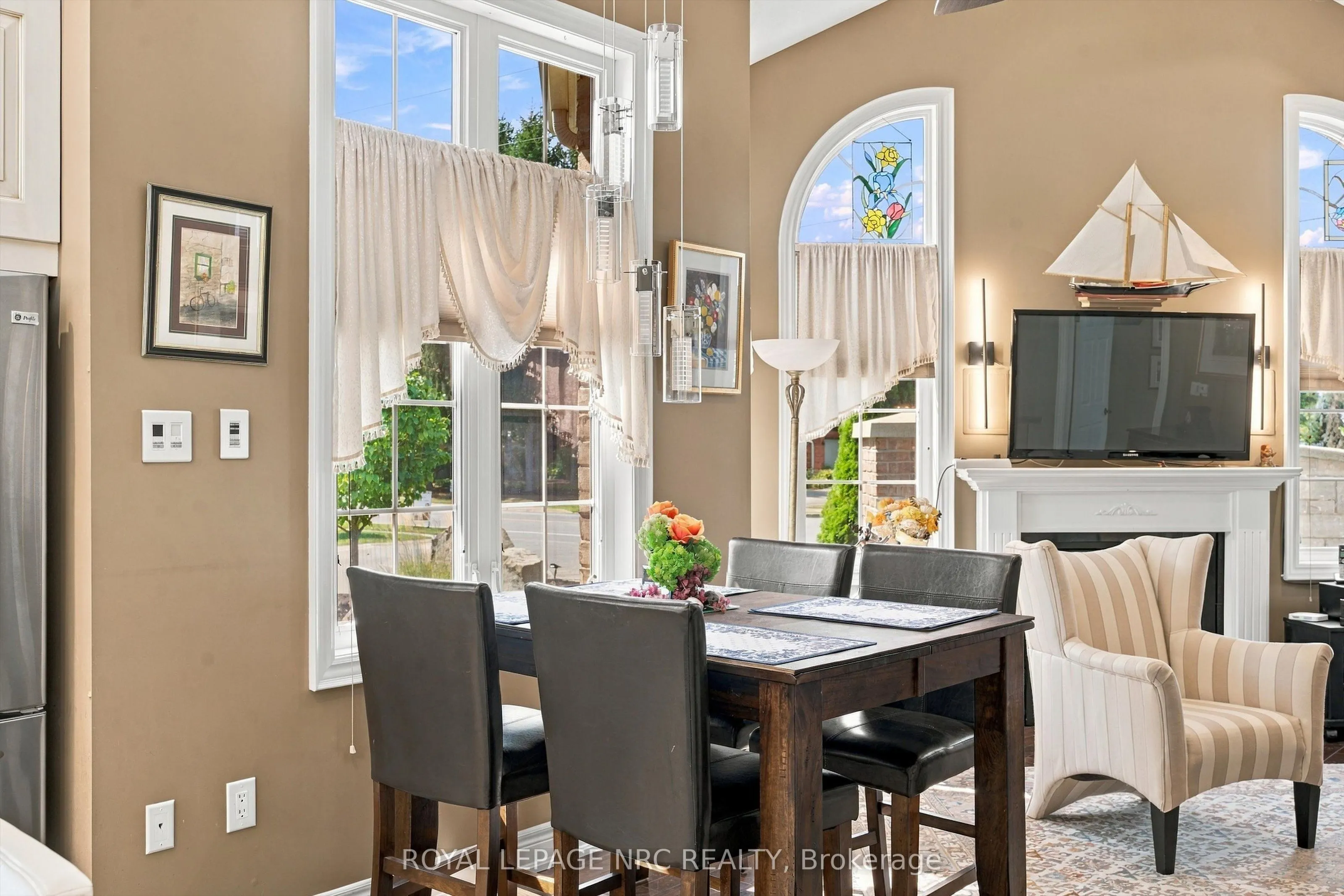 3232 Montrose Road #8