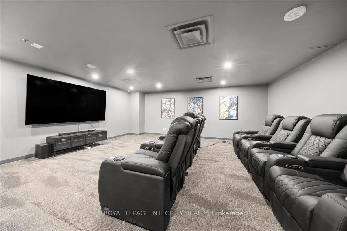 161 Laurier Avenue W #1204