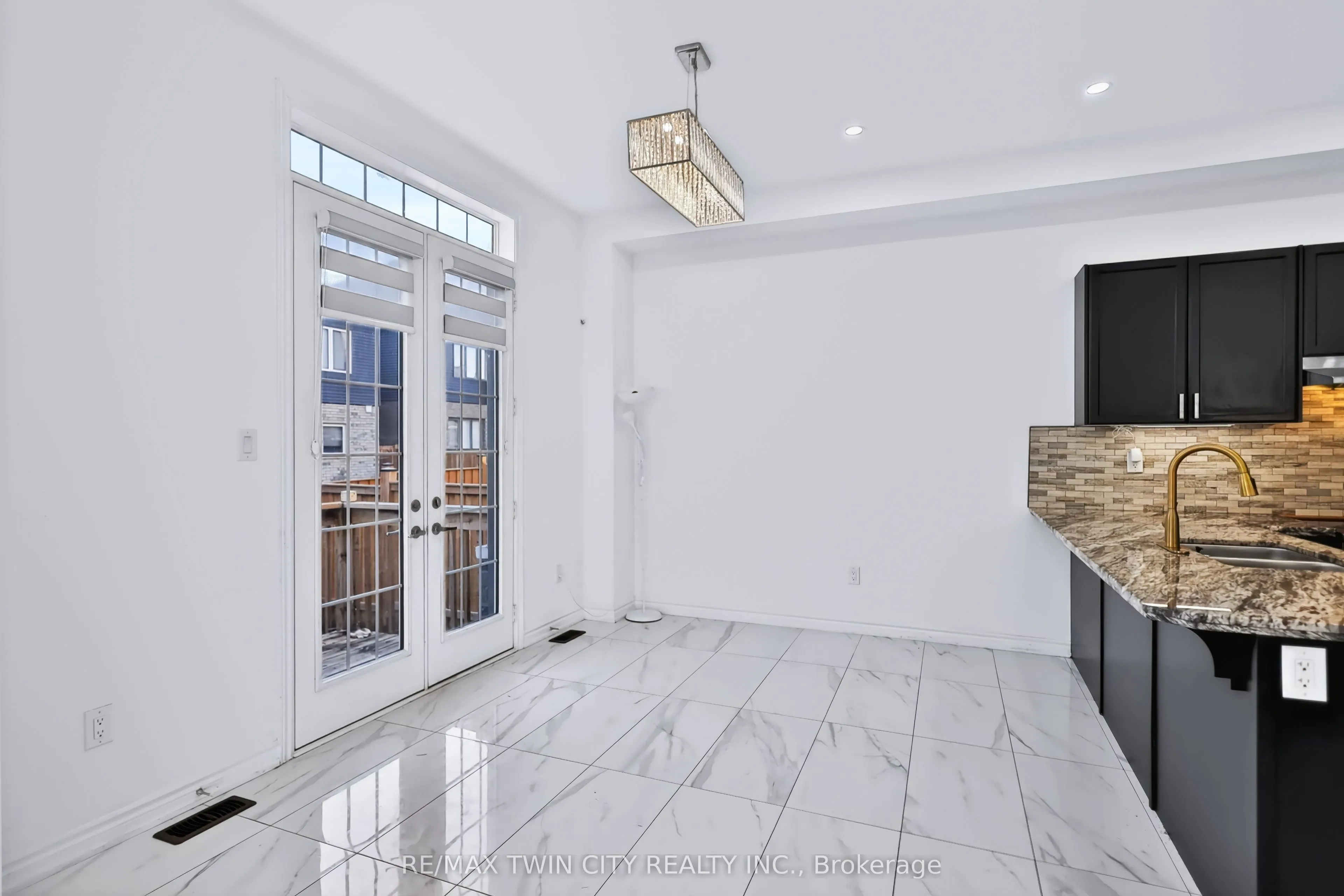 1 Rowley Street