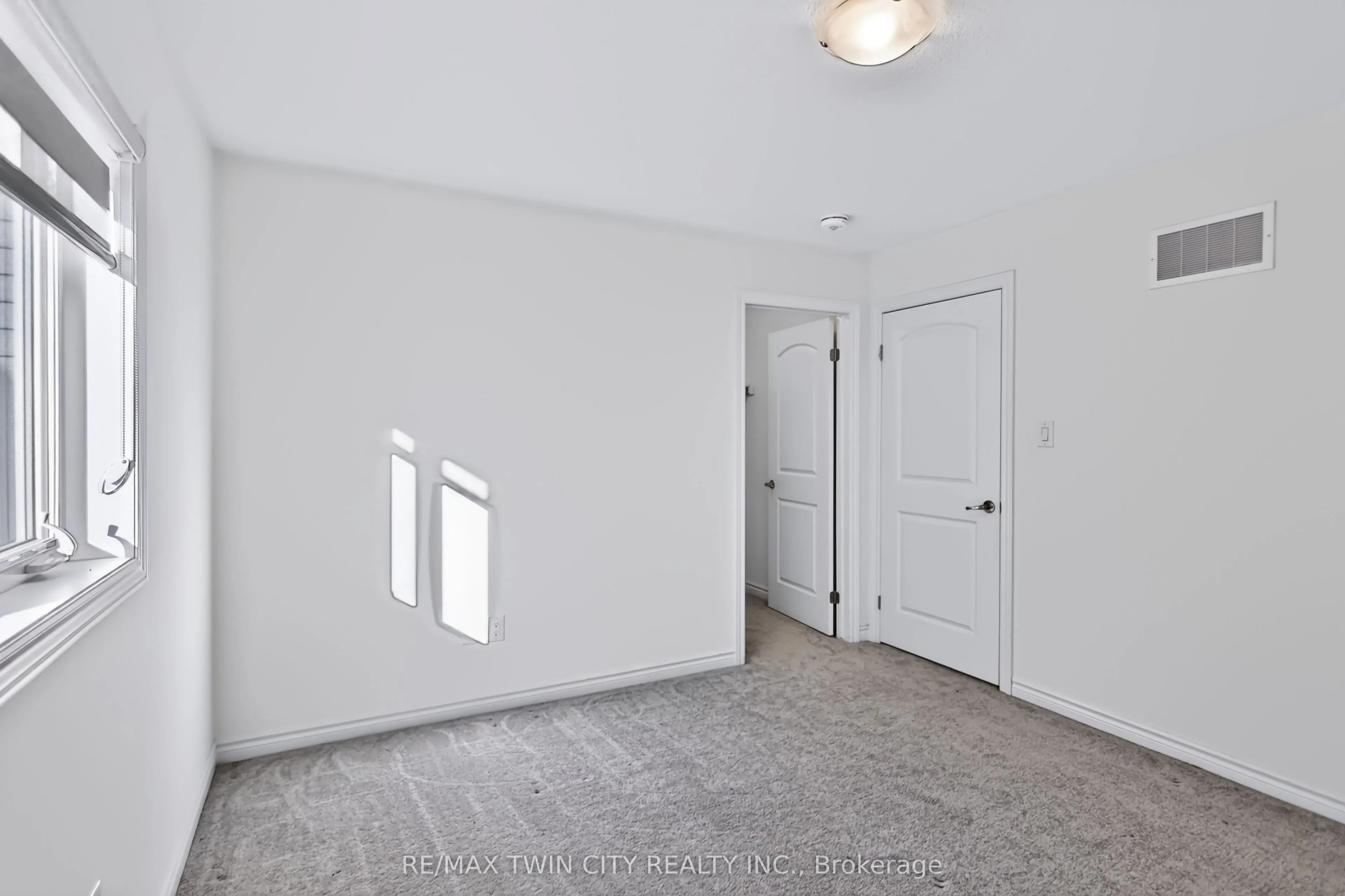 1 Rowley Street