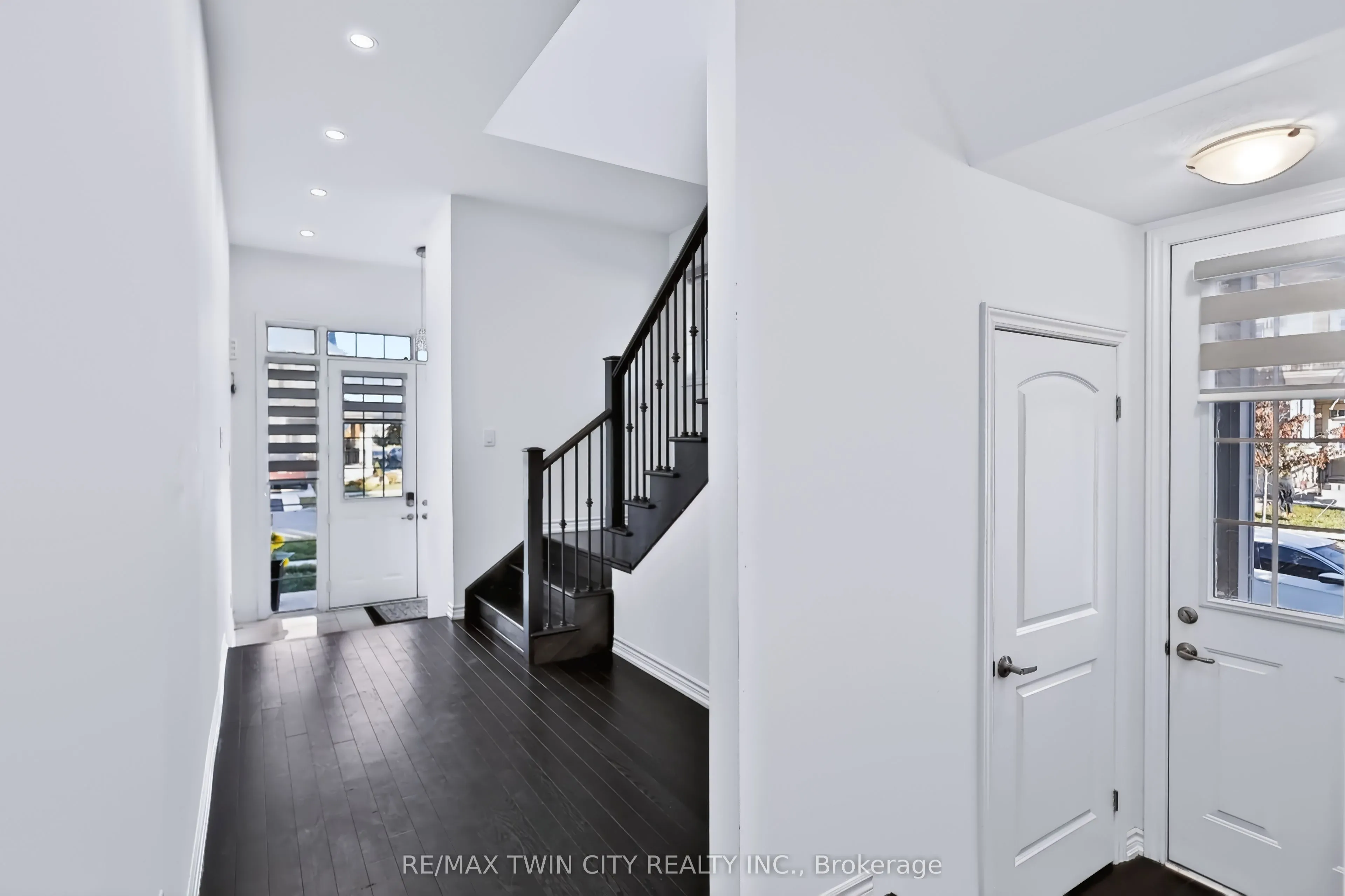 1 Rowley Street