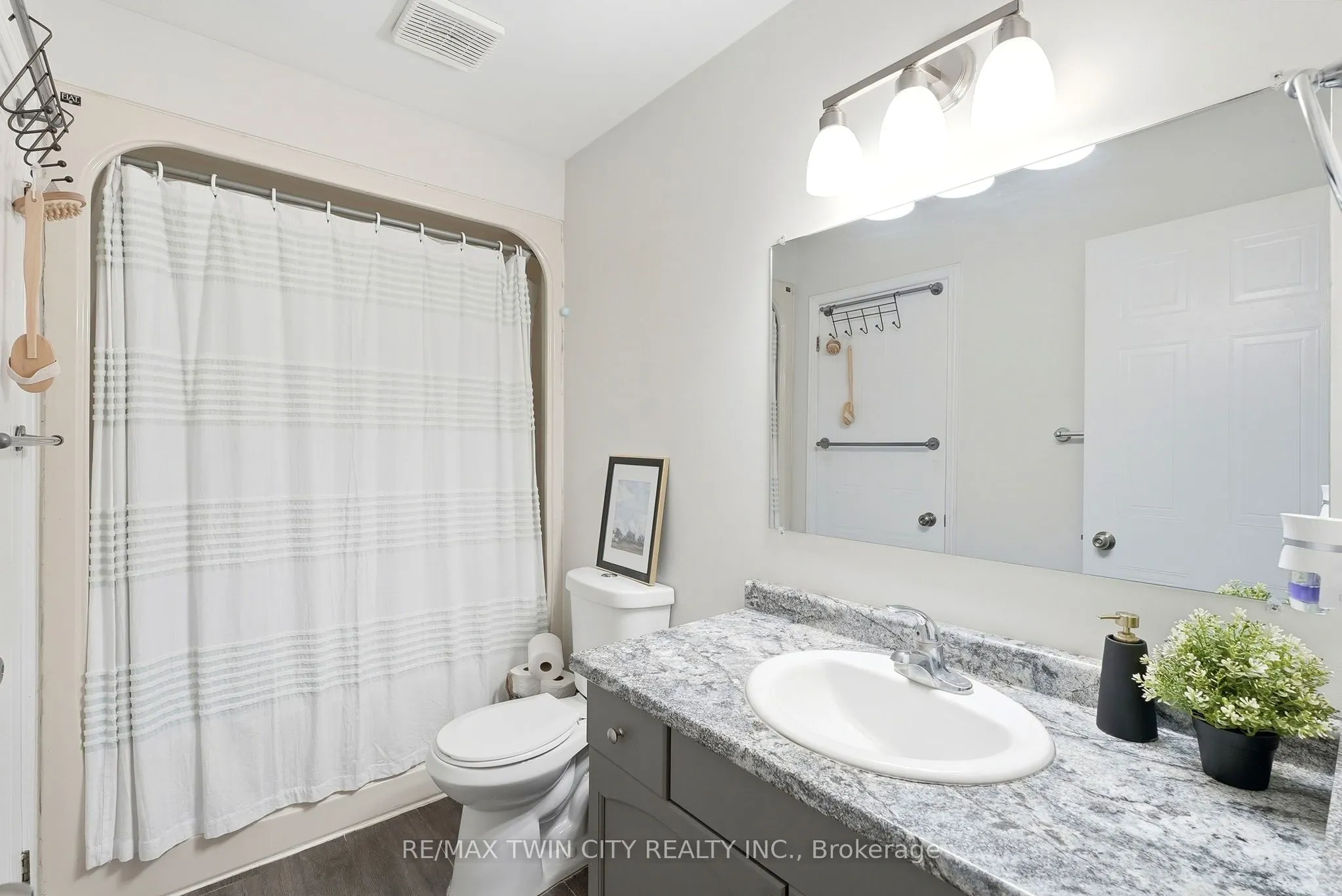 283 Fennel Street