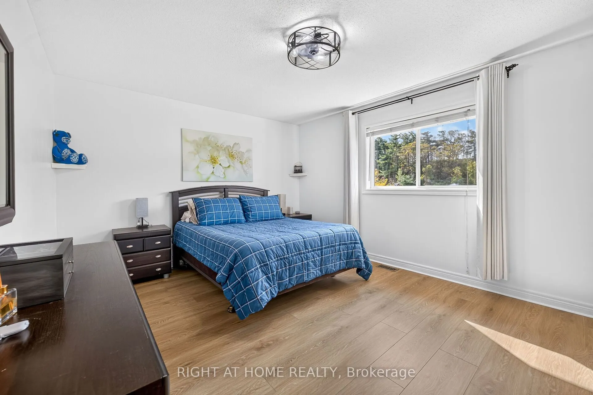 54 Vinifera Drive