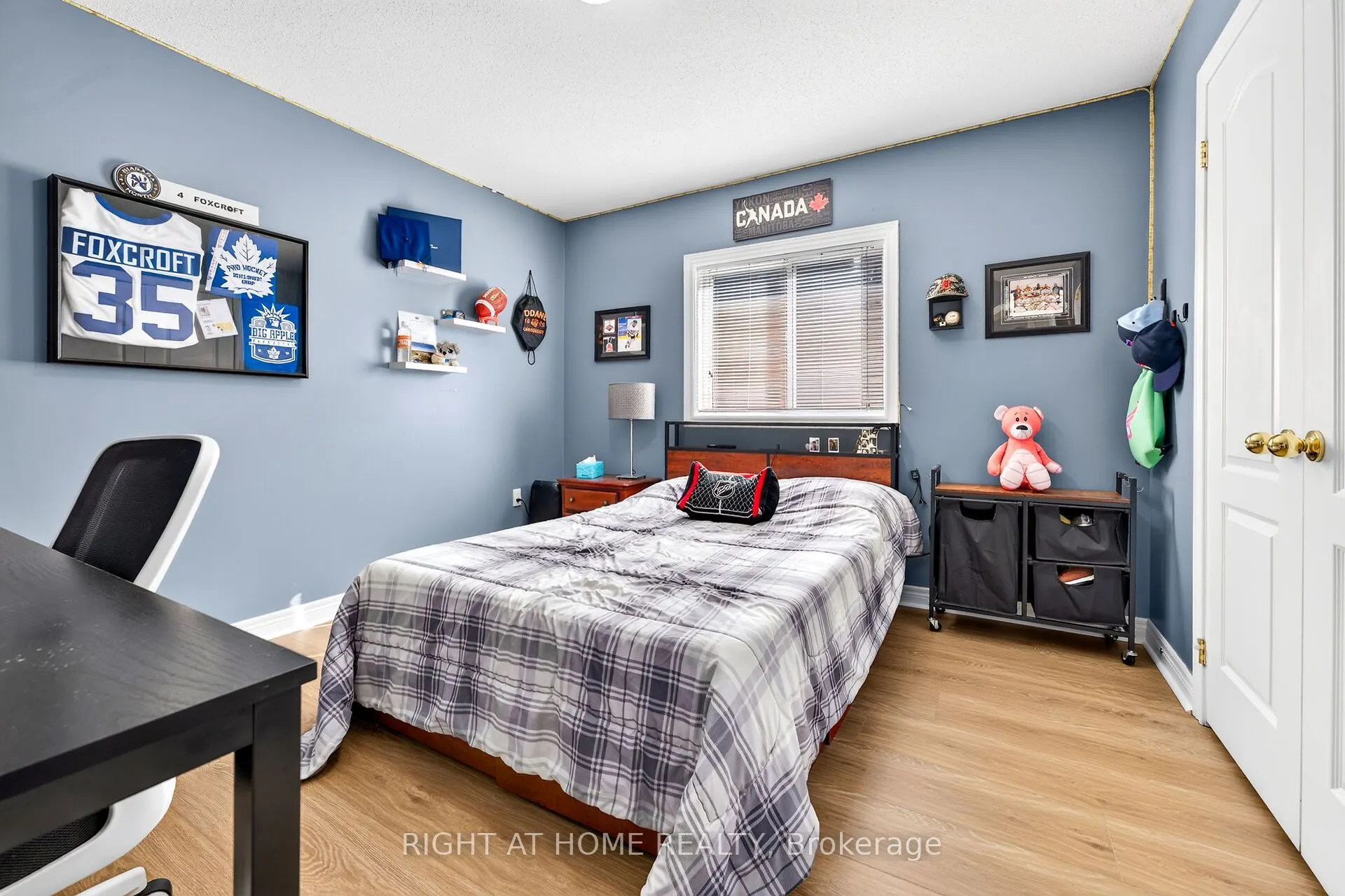 54 Vinifera Drive