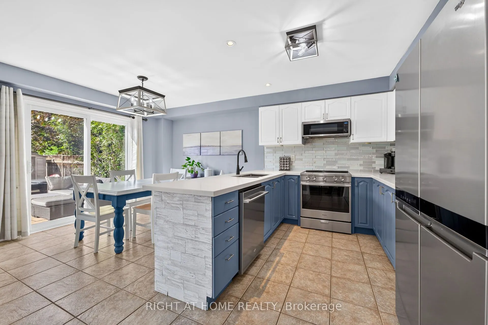 54 Vinifera Drive