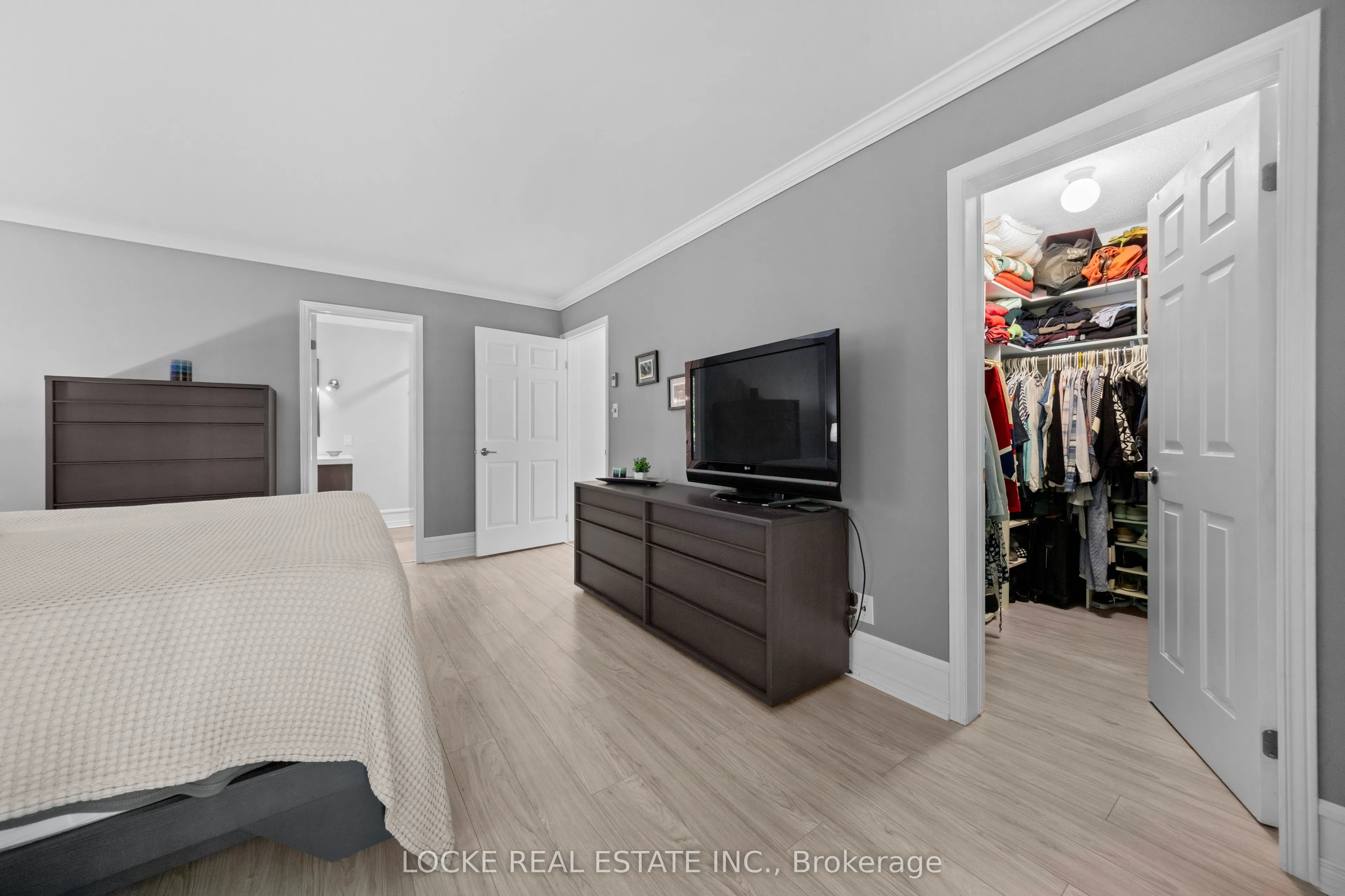 2207 Pleasantview Court