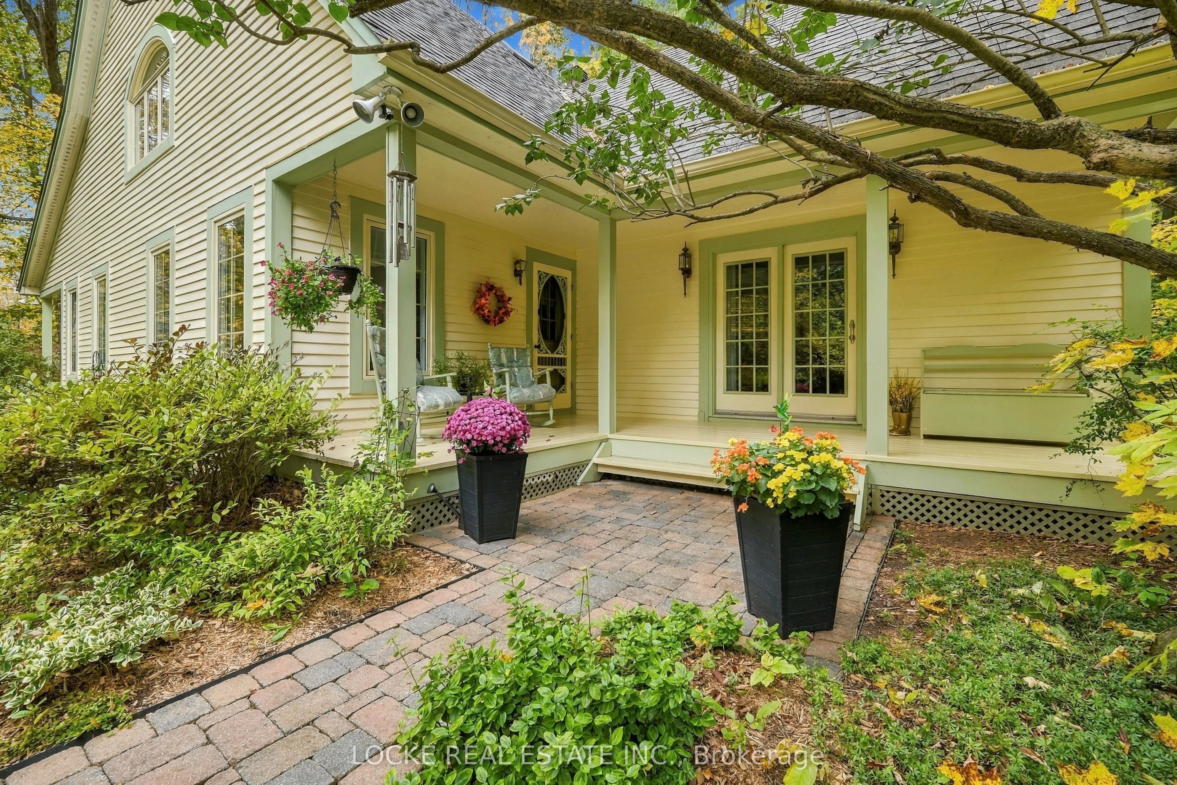 2207 Pleasantview Court