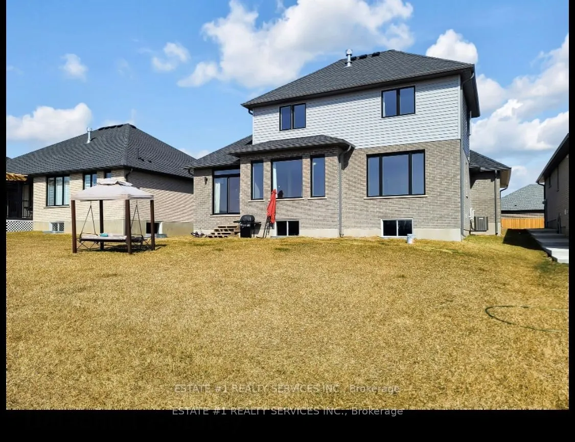 2047 Lockwood Crescent