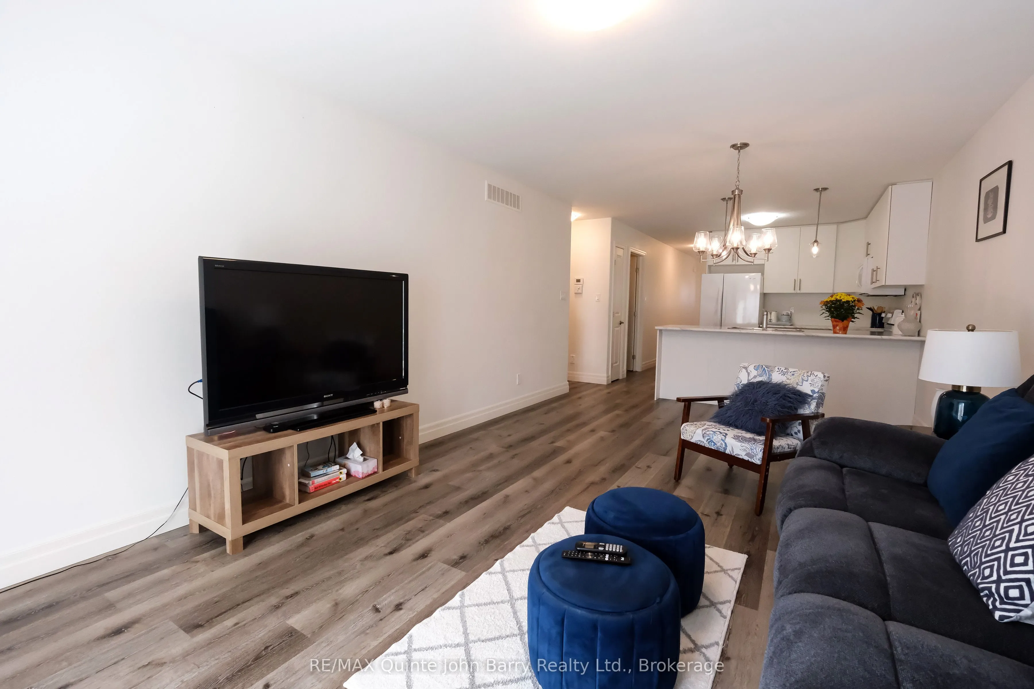 25 Hillside Meadow Drive