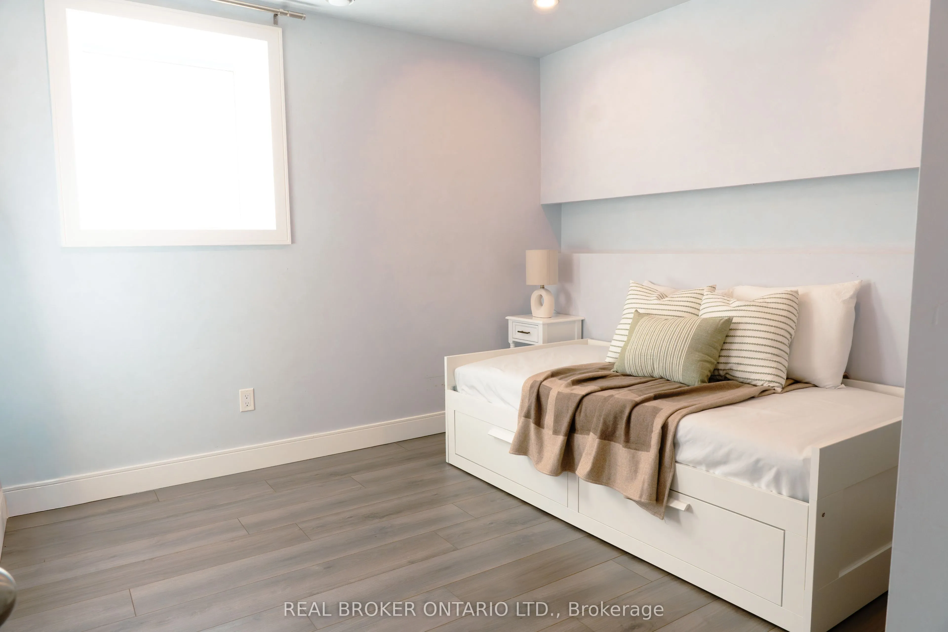 904 Paisley Road #Unit 102
