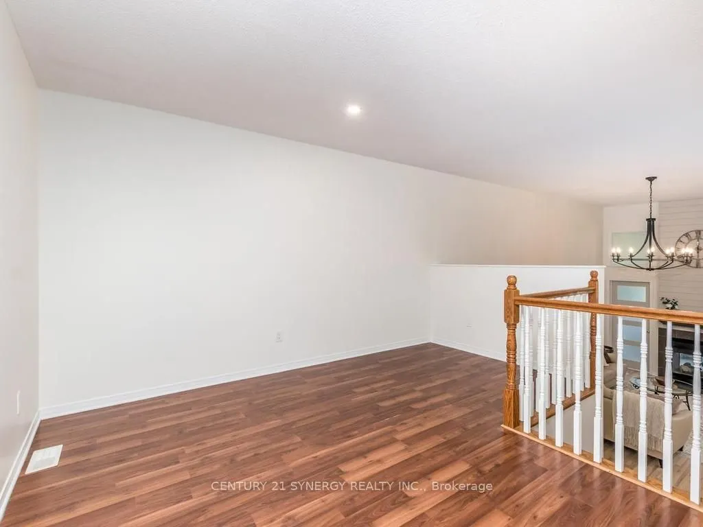 128 Macassa Circle