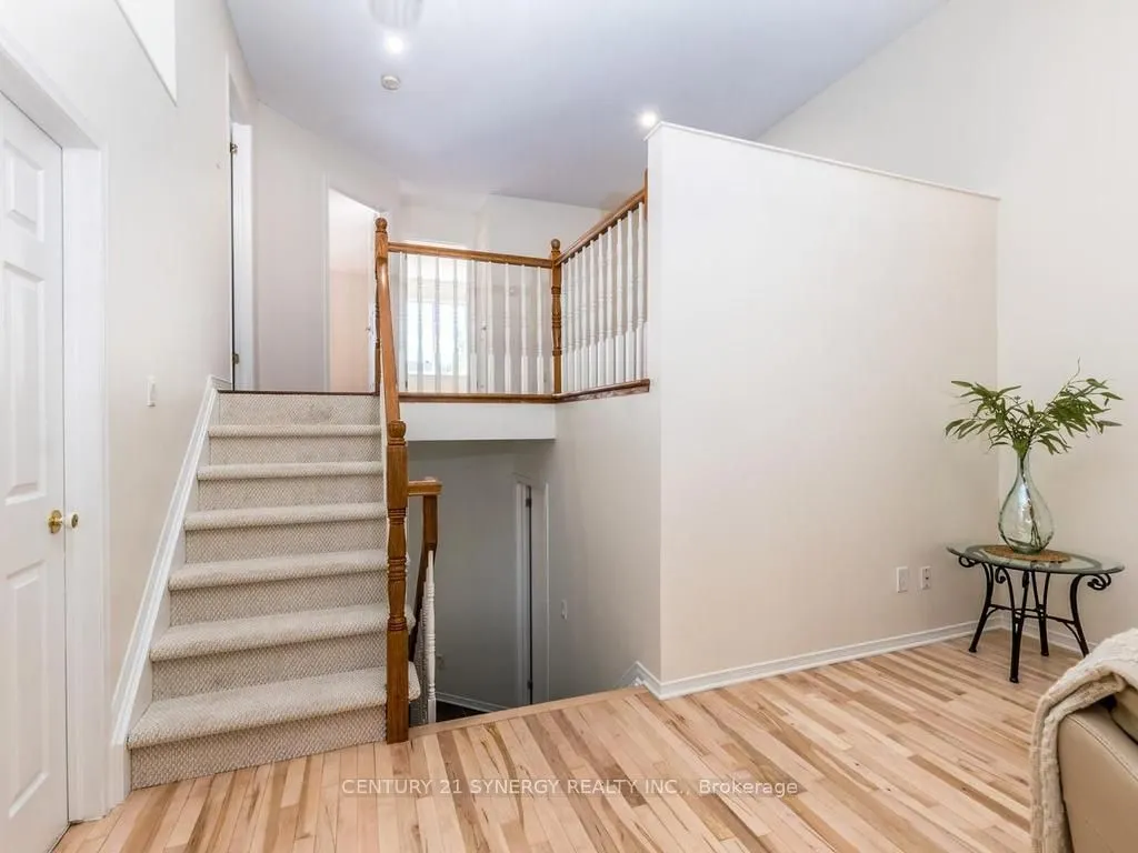 128 Macassa Circle